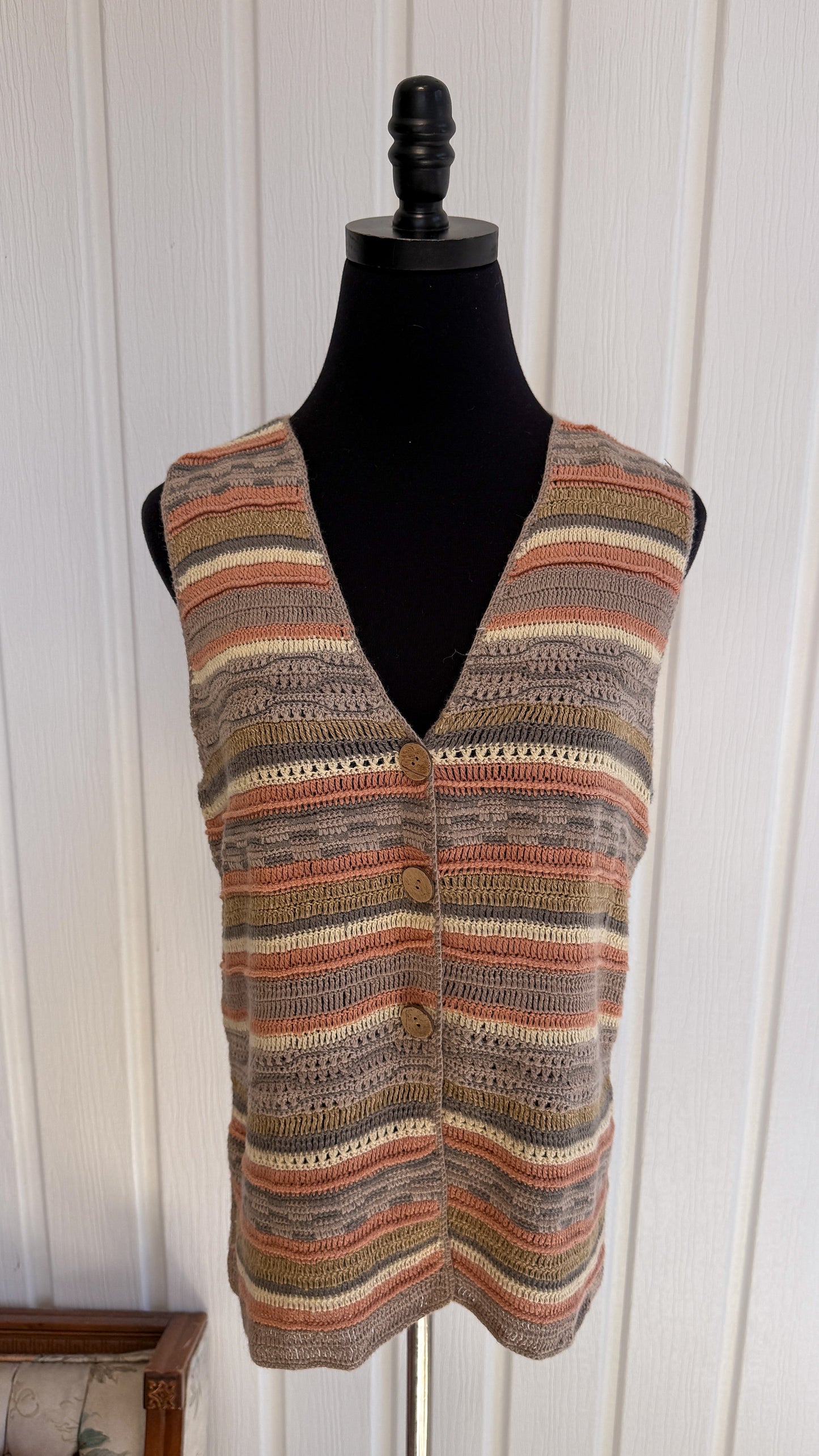 Gilet en tricot rayé rose,mauve et beige- medium