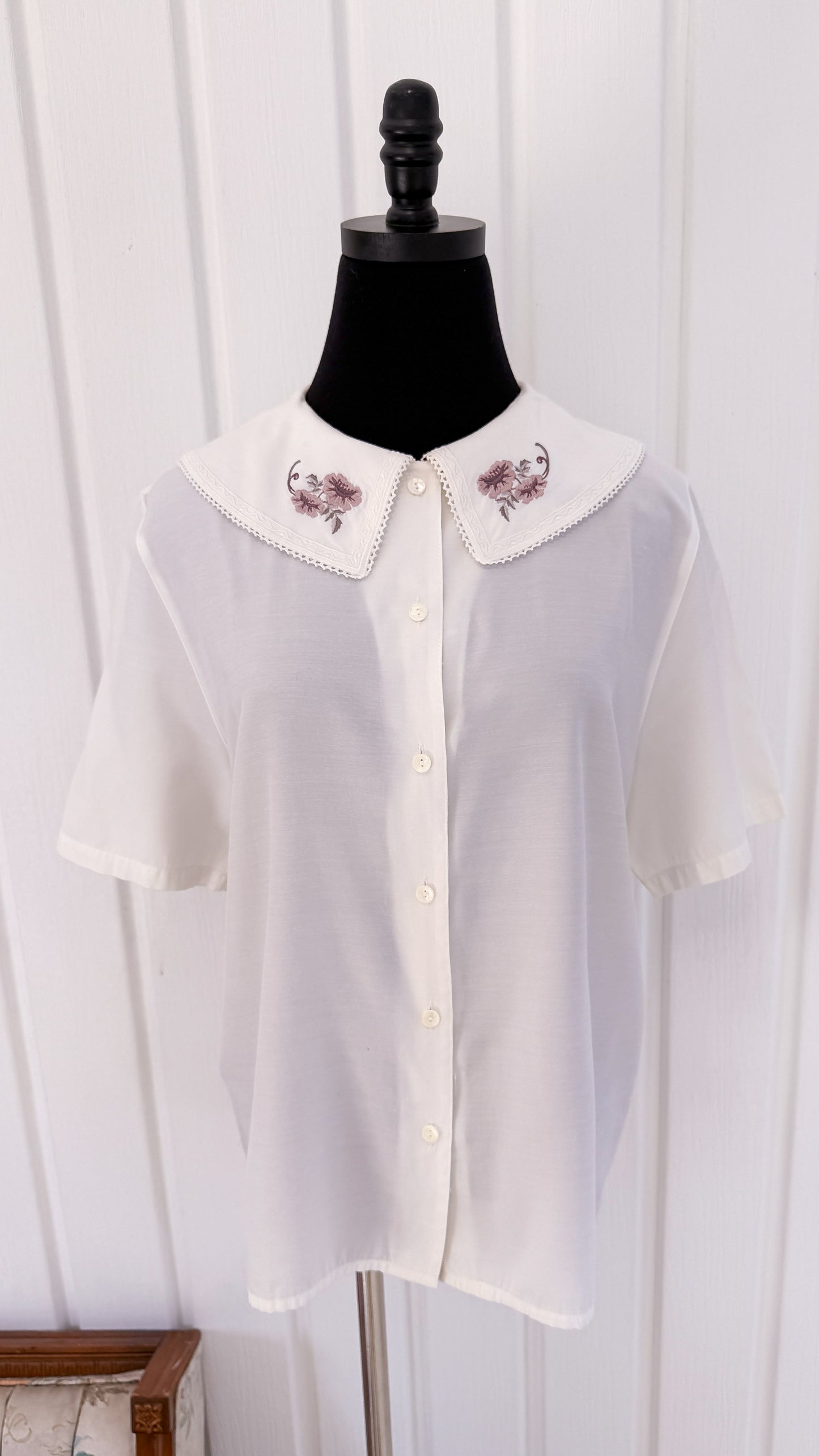 Chemisier blanc broderies fleuries- large