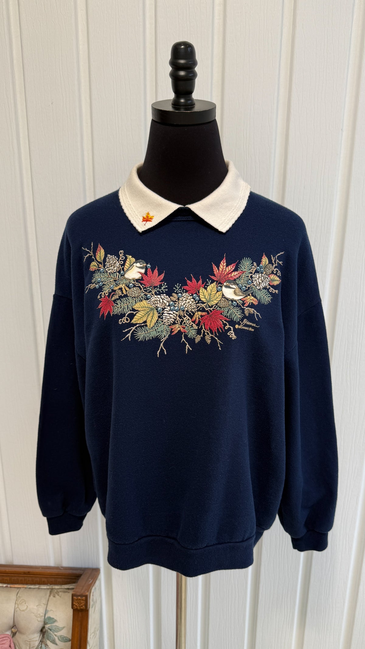 Chandail crewneck marine guirlande feuilles - medium