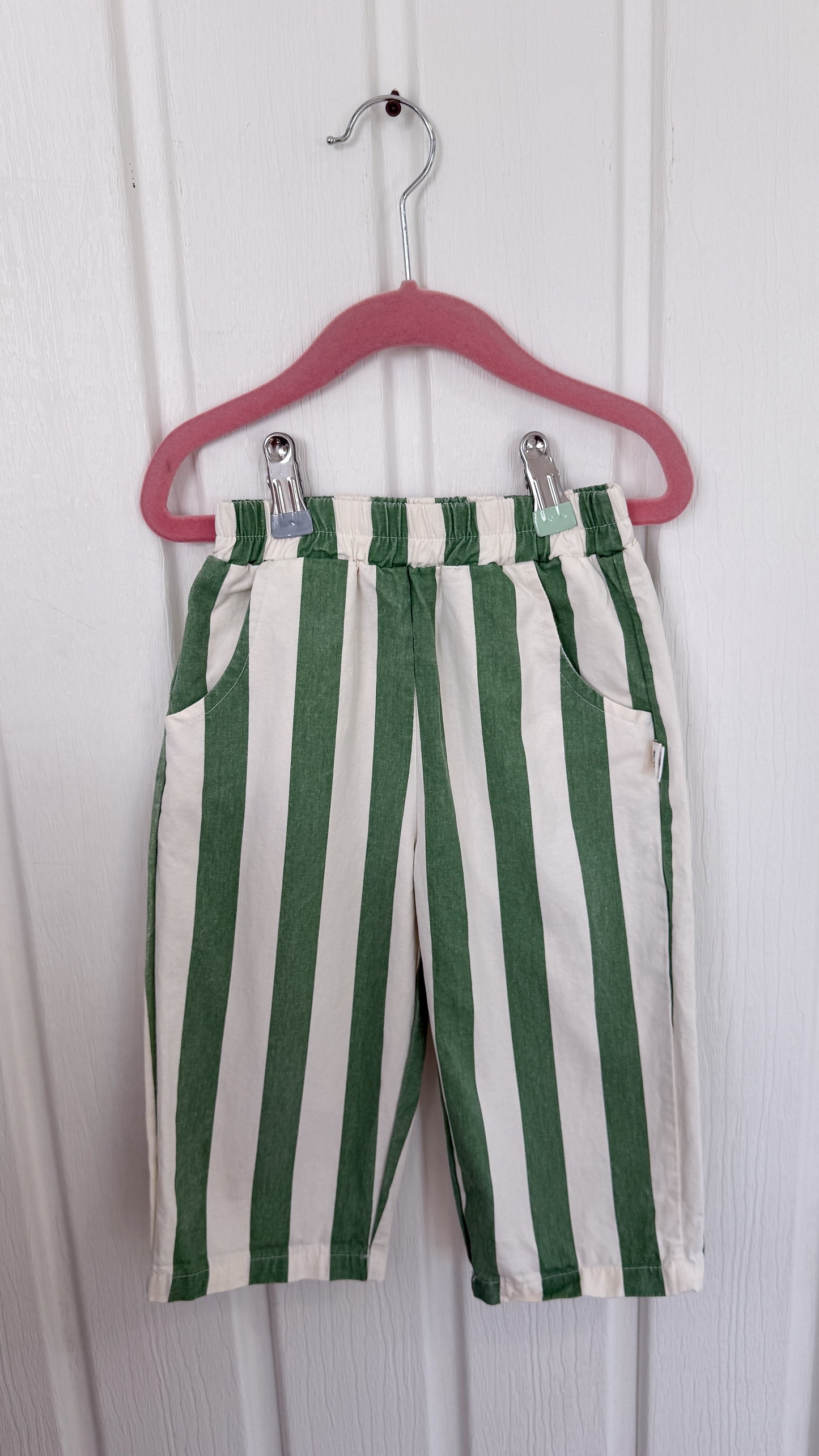 Enfants- pantalons rayé vert et blanc- 18m