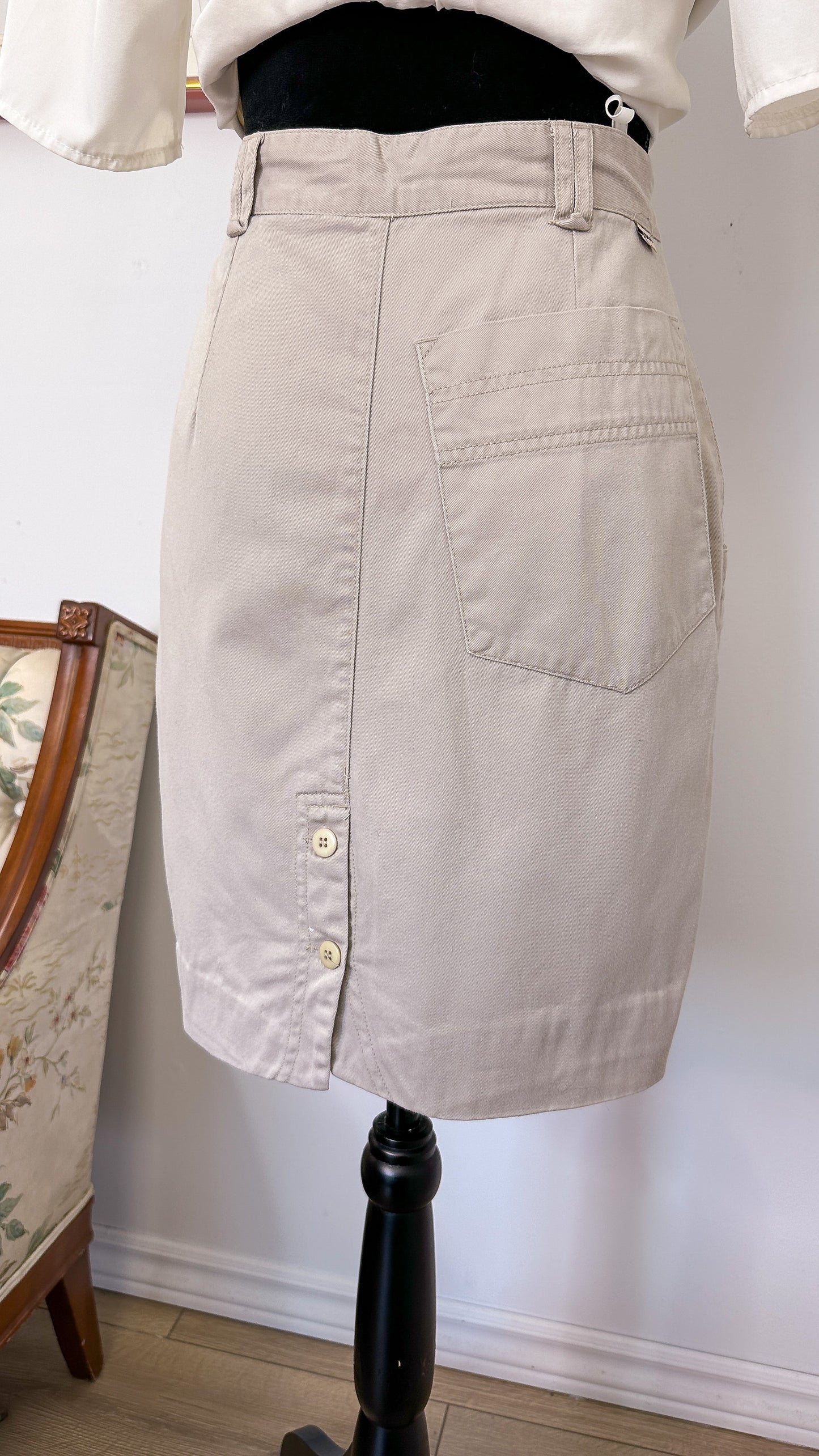 Jupe courte beige - small