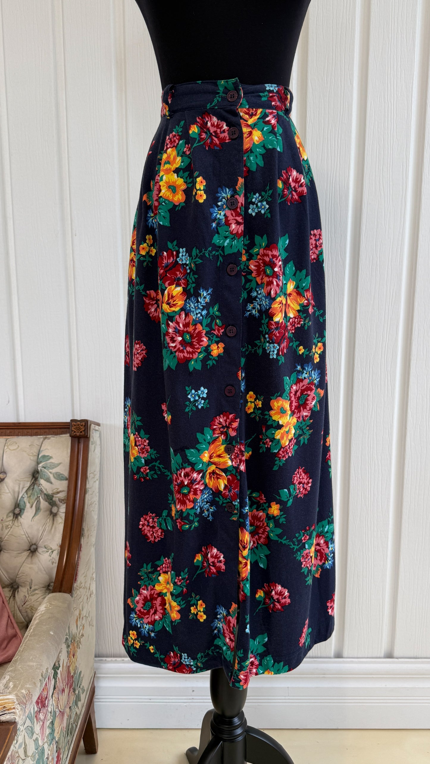 Jupe marine fleurie - medium