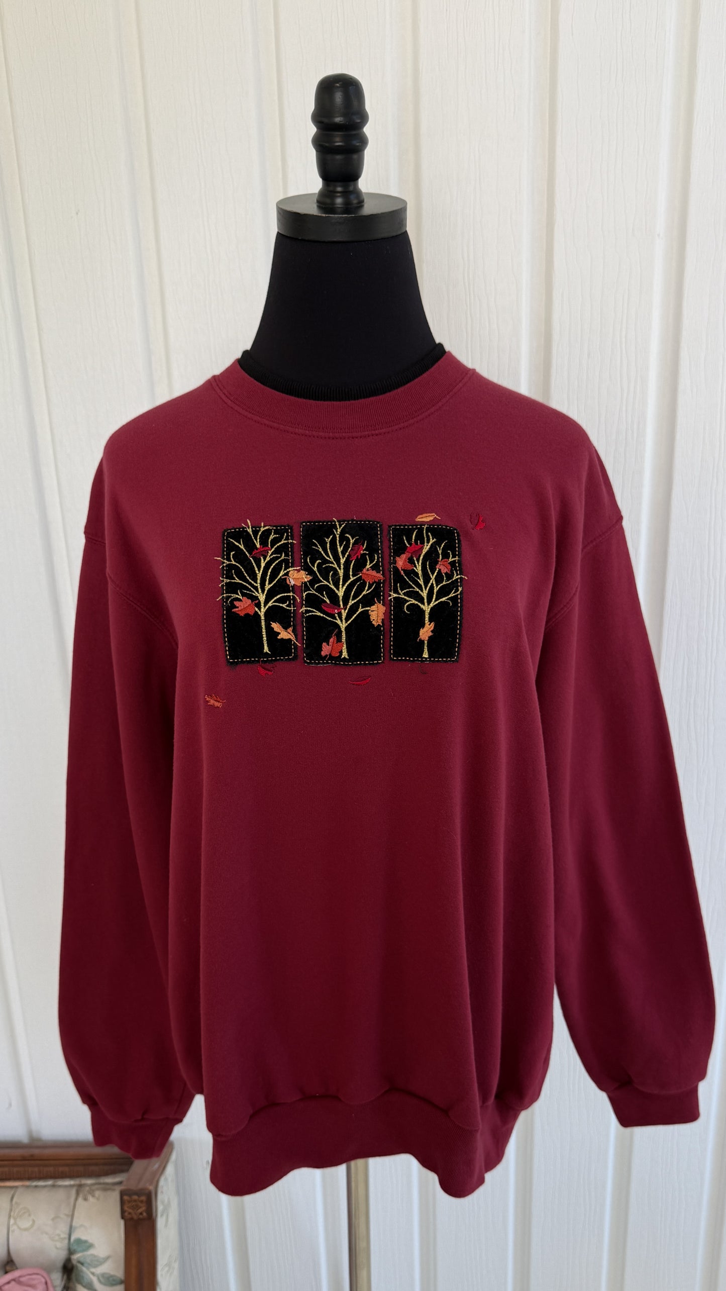 Chandail crewneck bourgogne arbres automne- large