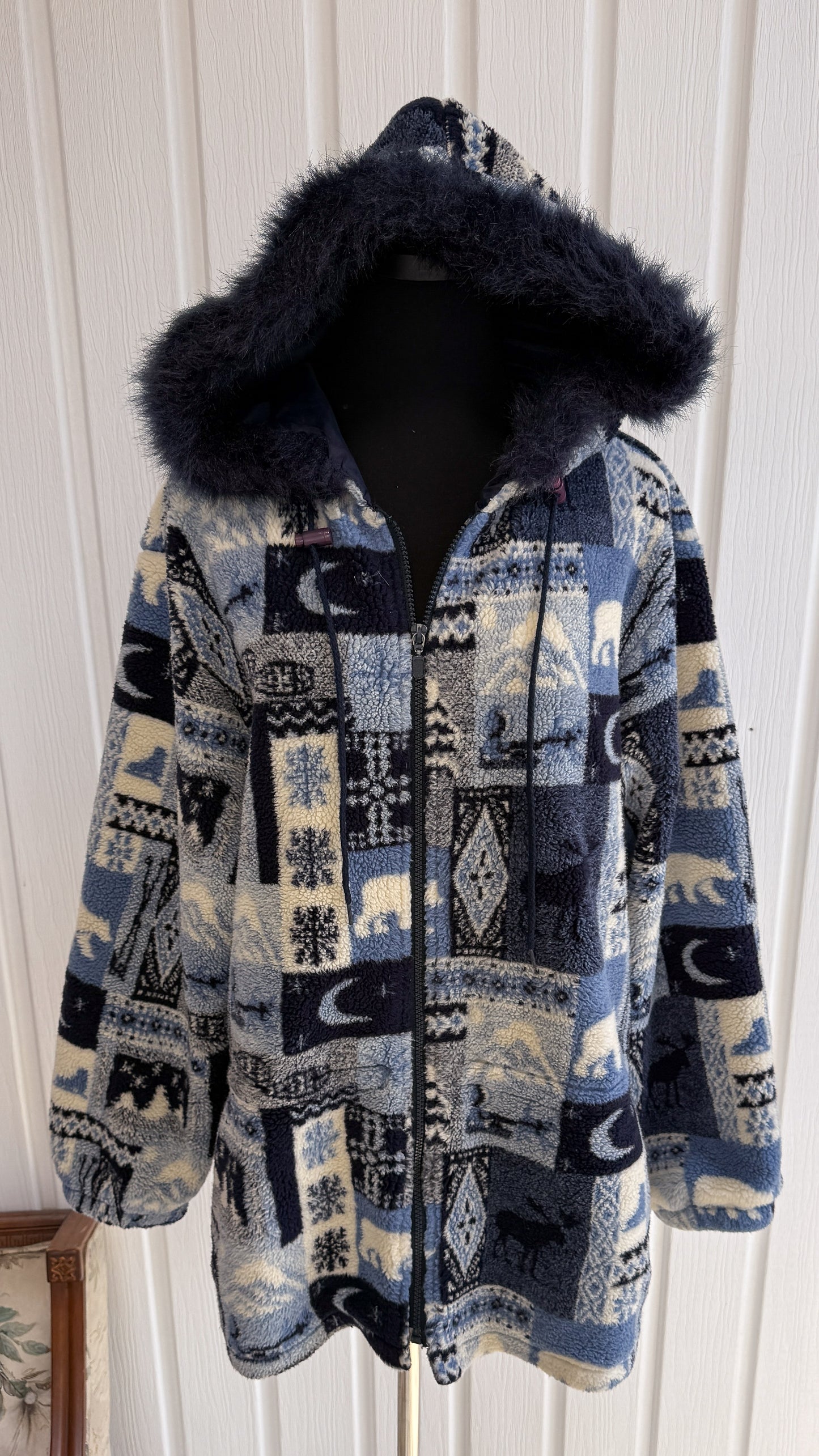 Veste en polar bleu à motifs nature- large