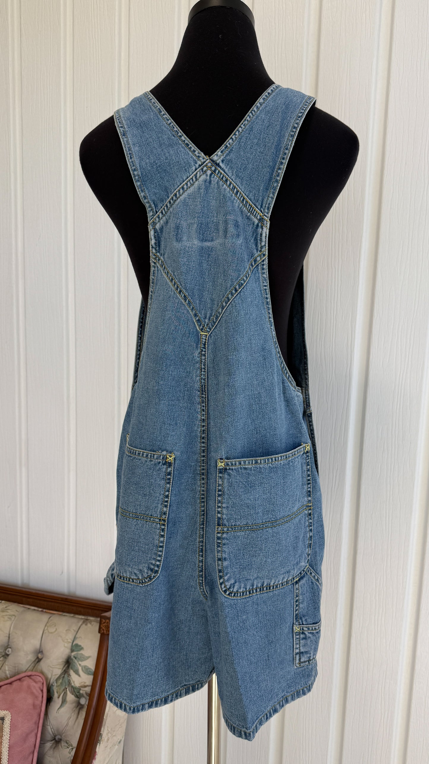 Salopette-shorts en jeans Old Navy- medium