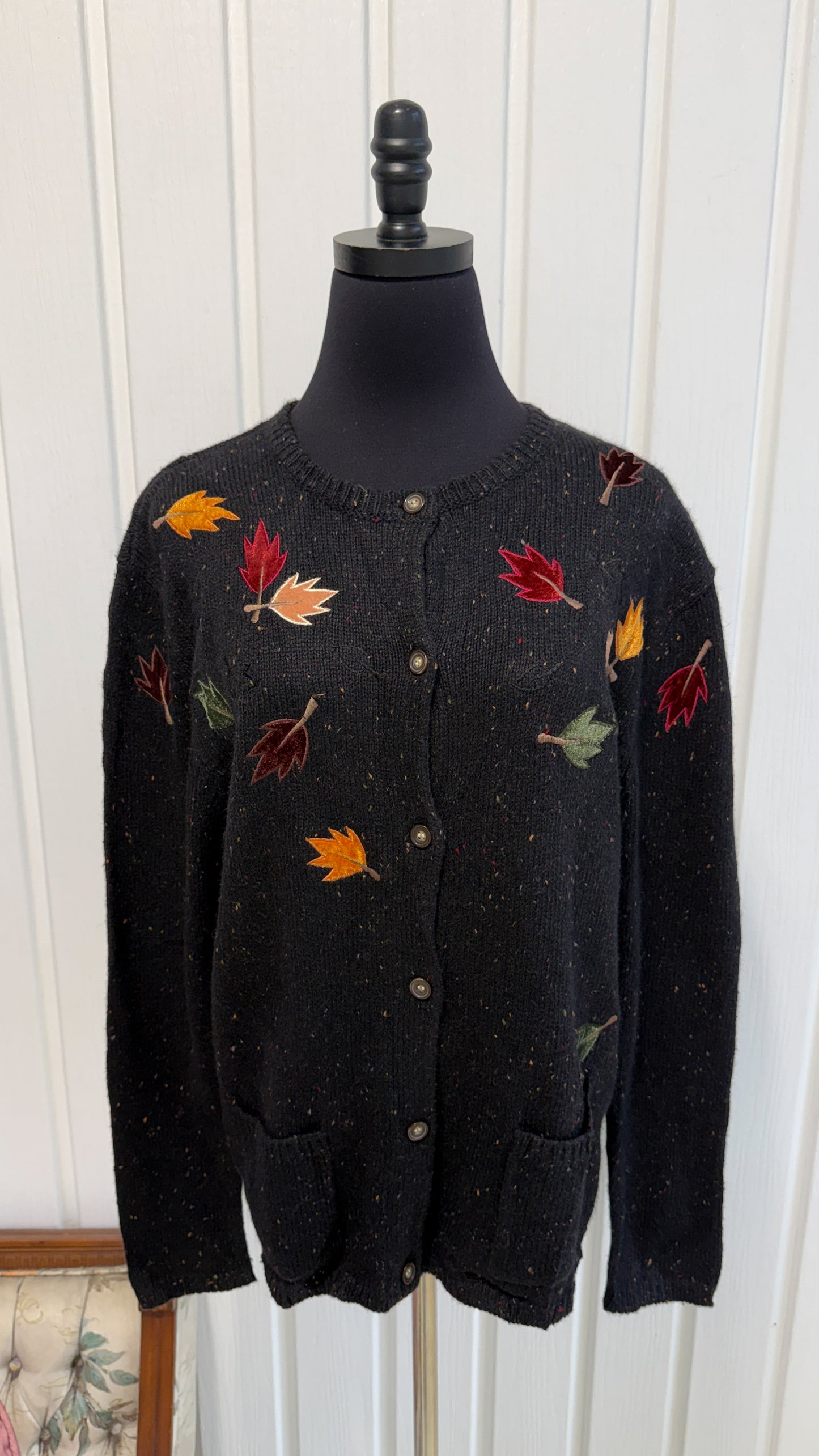 Cardigan tricot noir moucheté feuilles- medium