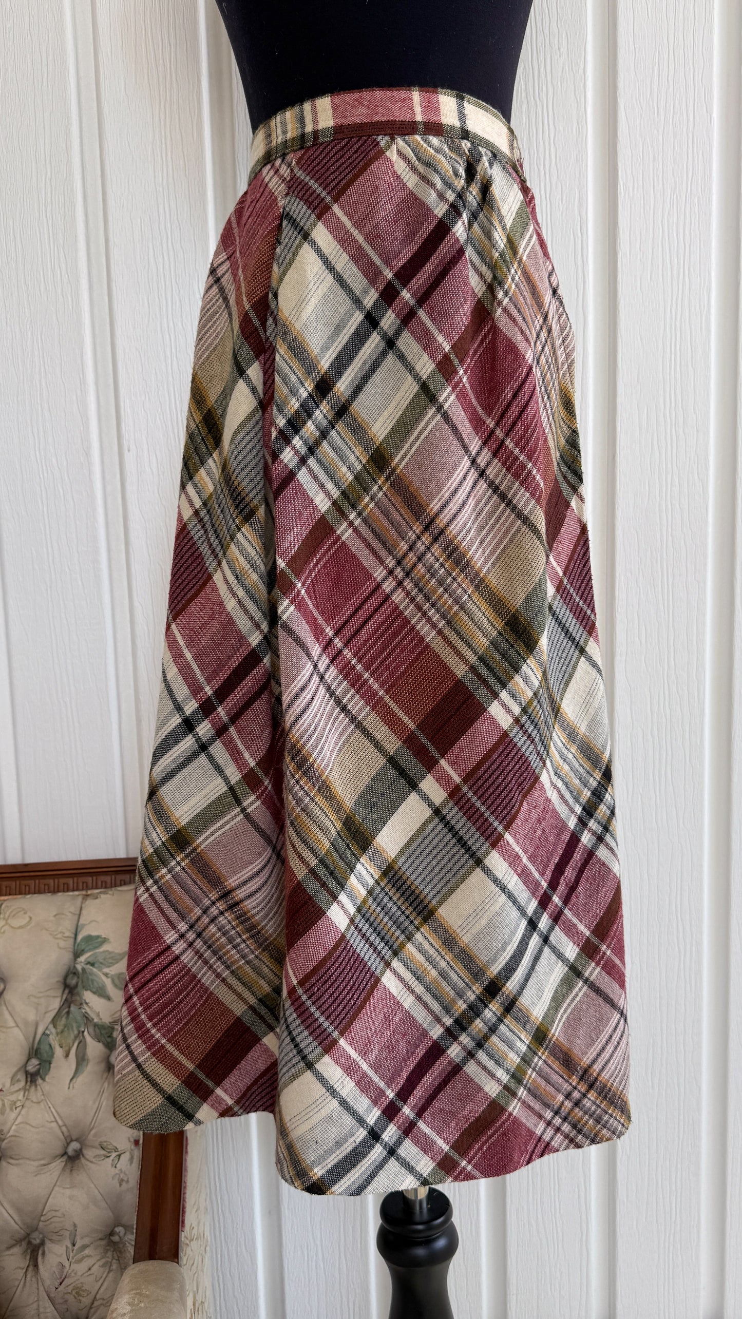 Jupe en lainage carreauté rouge et beige- large