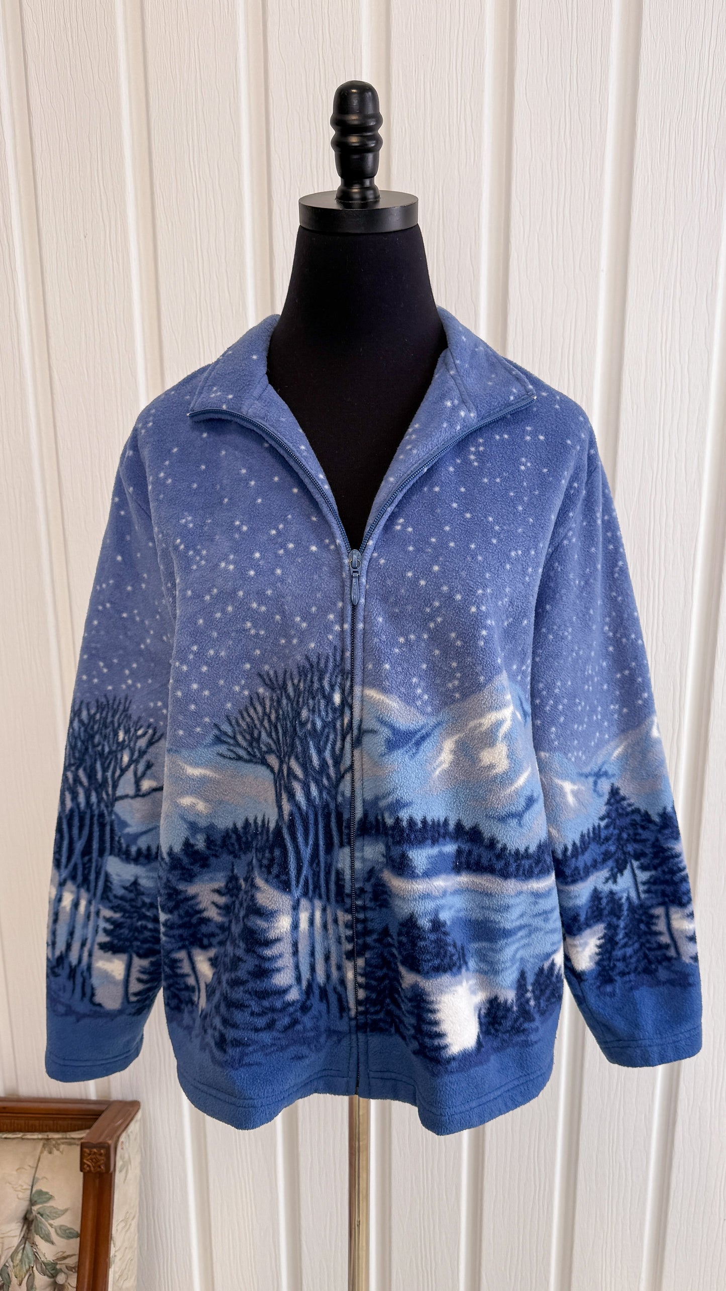 Veste en polar bleu paysage d’hiver- medium