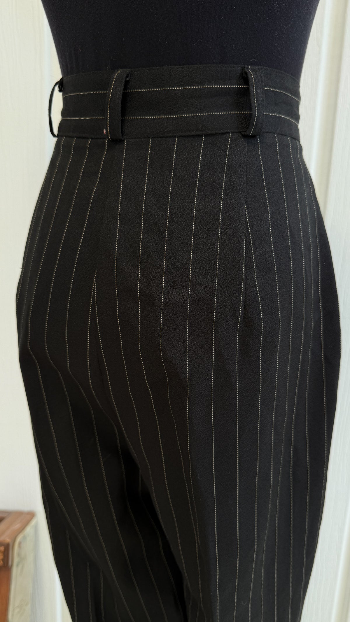 Pantalons noir rayé beige- small