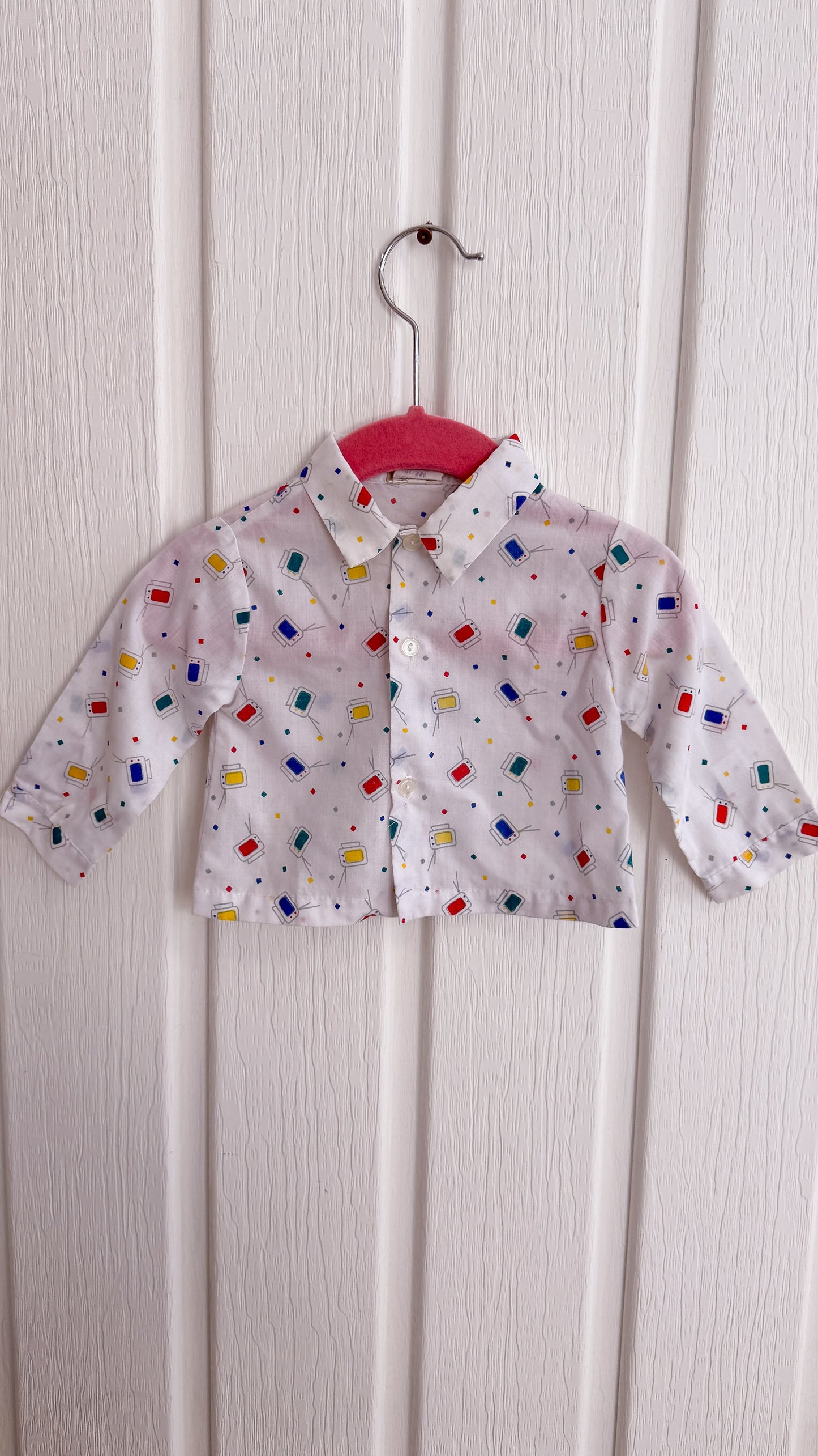 Enfants- Chemisier blanc motifs t.v- 3m