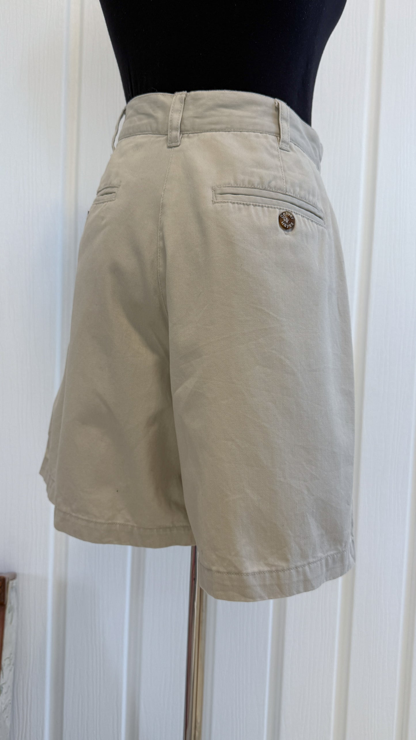 Shorts beige à plis- small