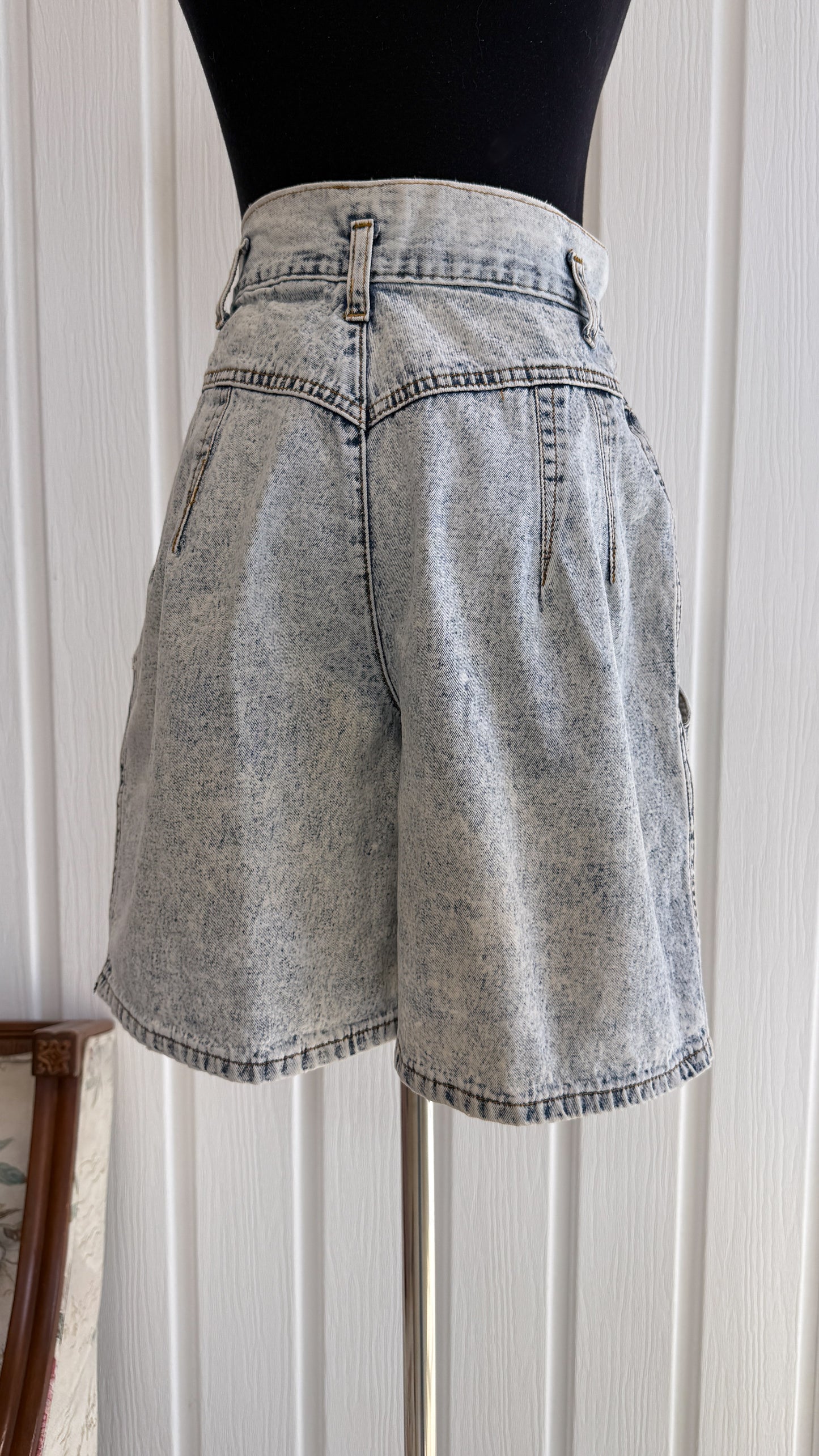 Bermuda en denim acid wash- small