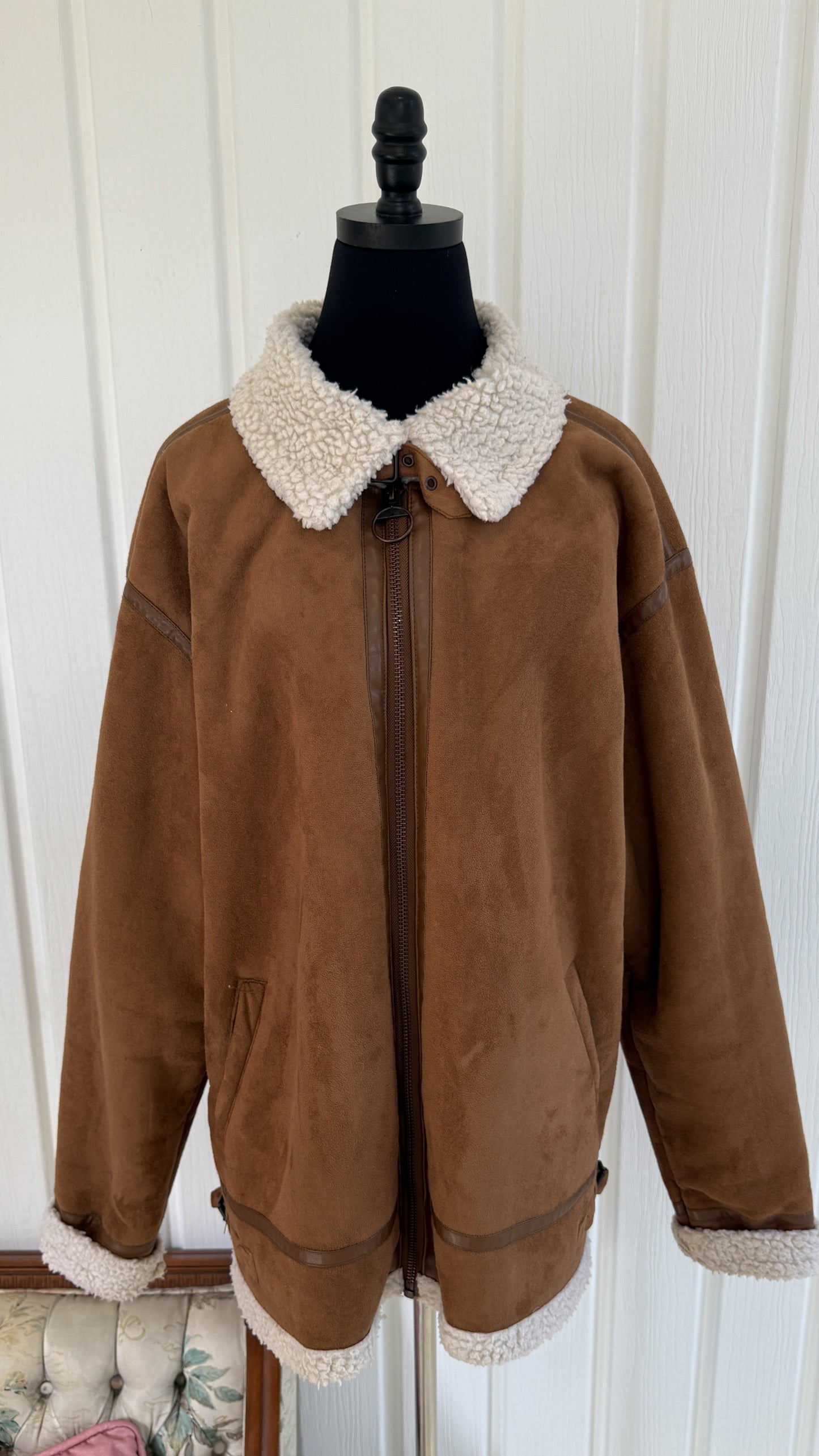 Manteau en faux suède et sherpa- x-large