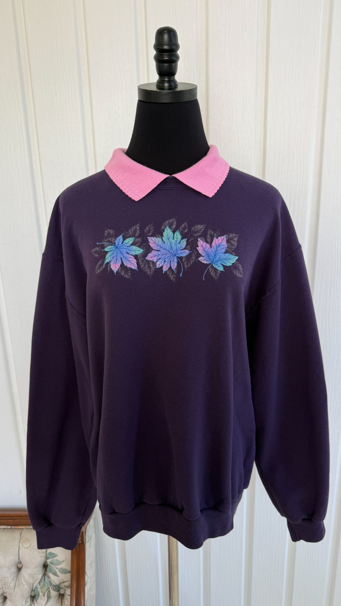 Chandail crewneck mauve feuilles- large