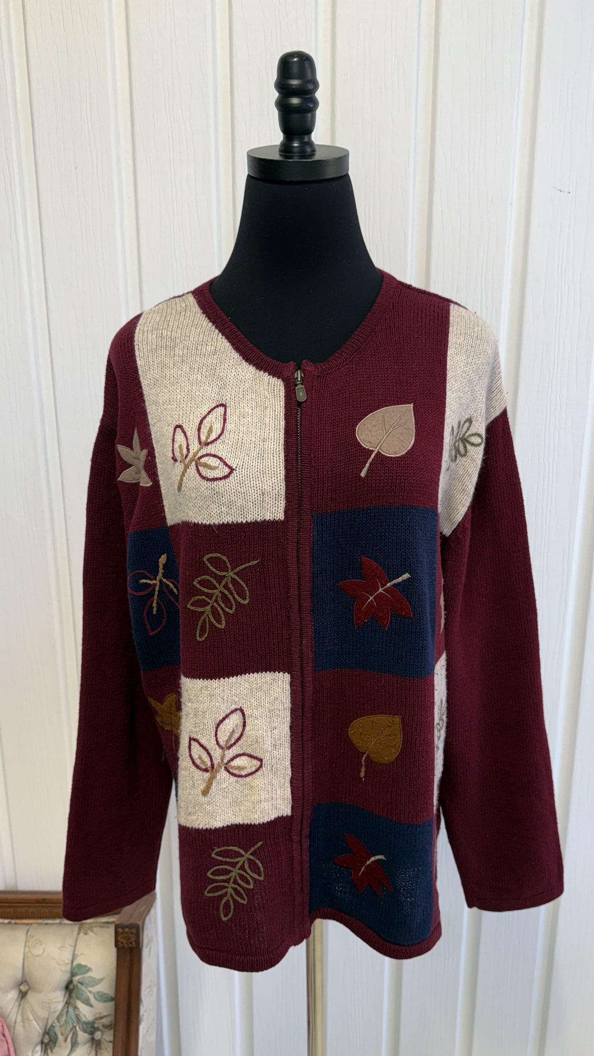 Veste en tricot bourgogne feuilles- x-large