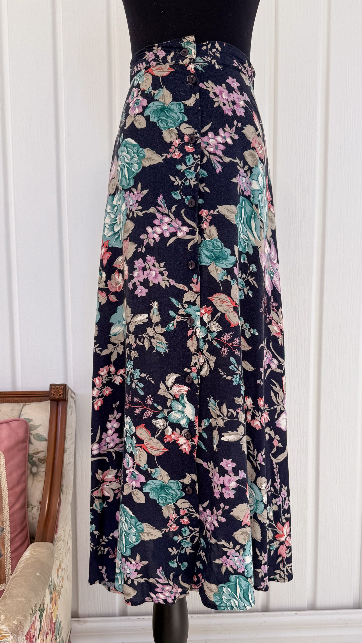 Jupe marine fleurie bleu et mauve- medium