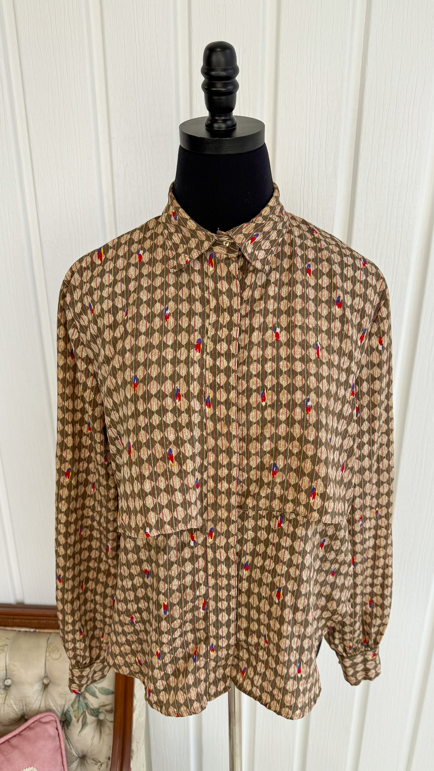 Green and beige diamond blouse - medium