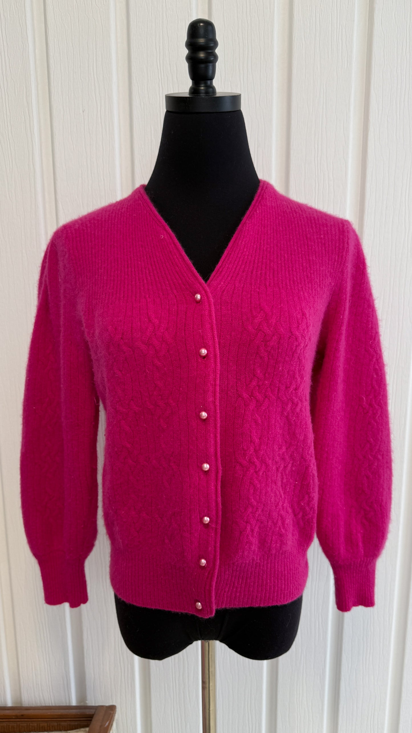 Cardigan en tricot rose fuschia- small