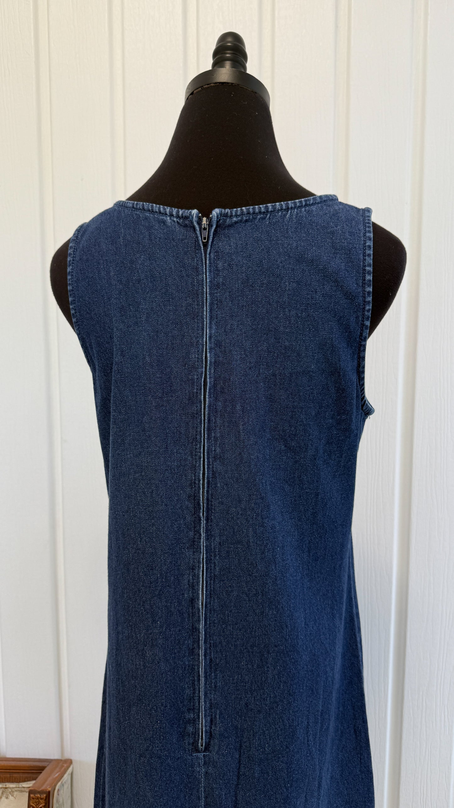 Robe en jeans foncé brodée- small