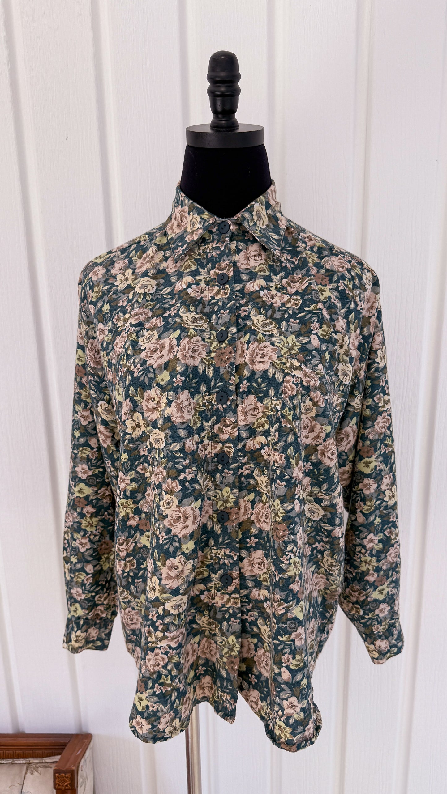 Chemisier fleuris beige et rose- medium
