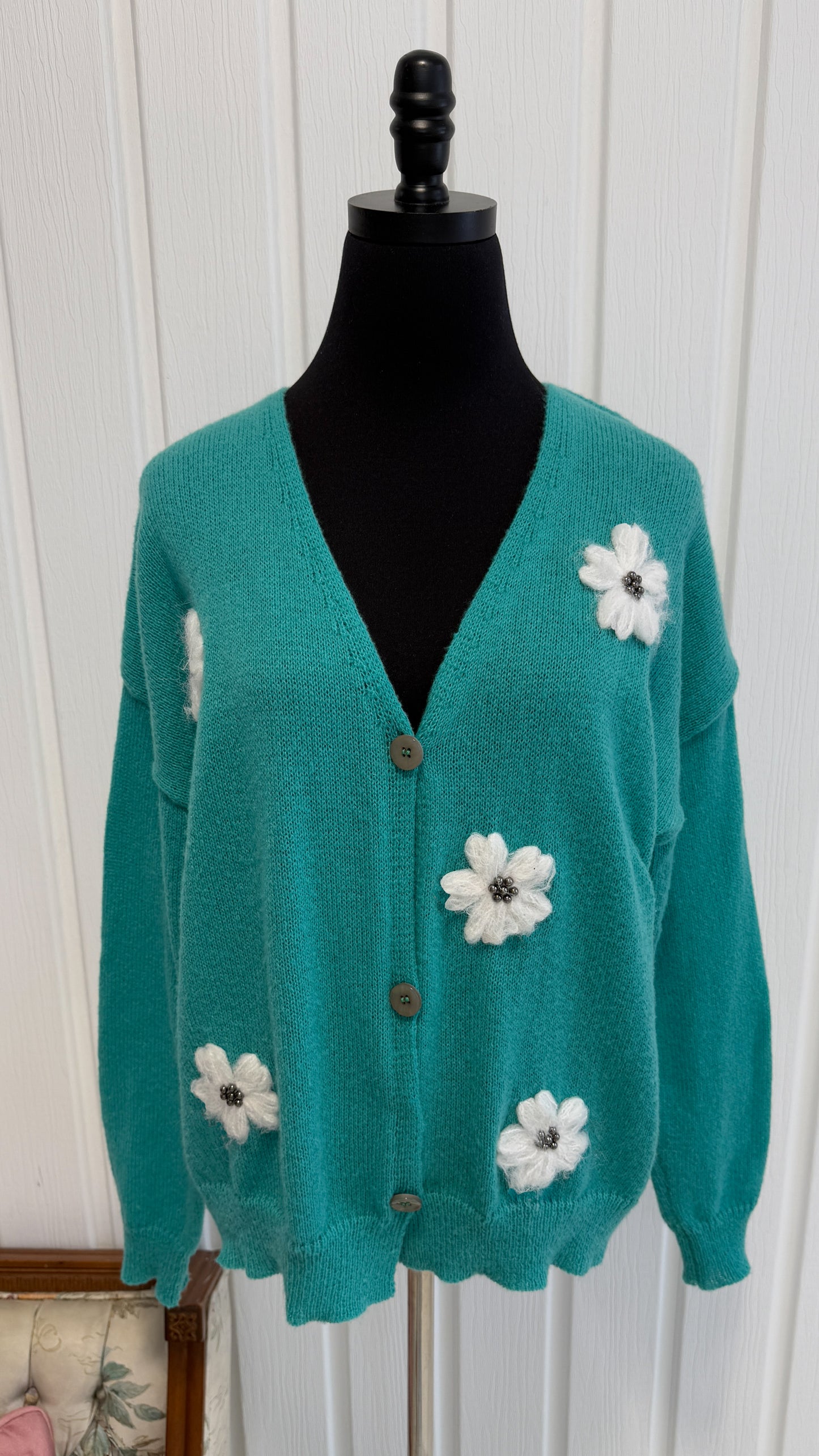Cardigan tricot turquoise et fleuris- x-large