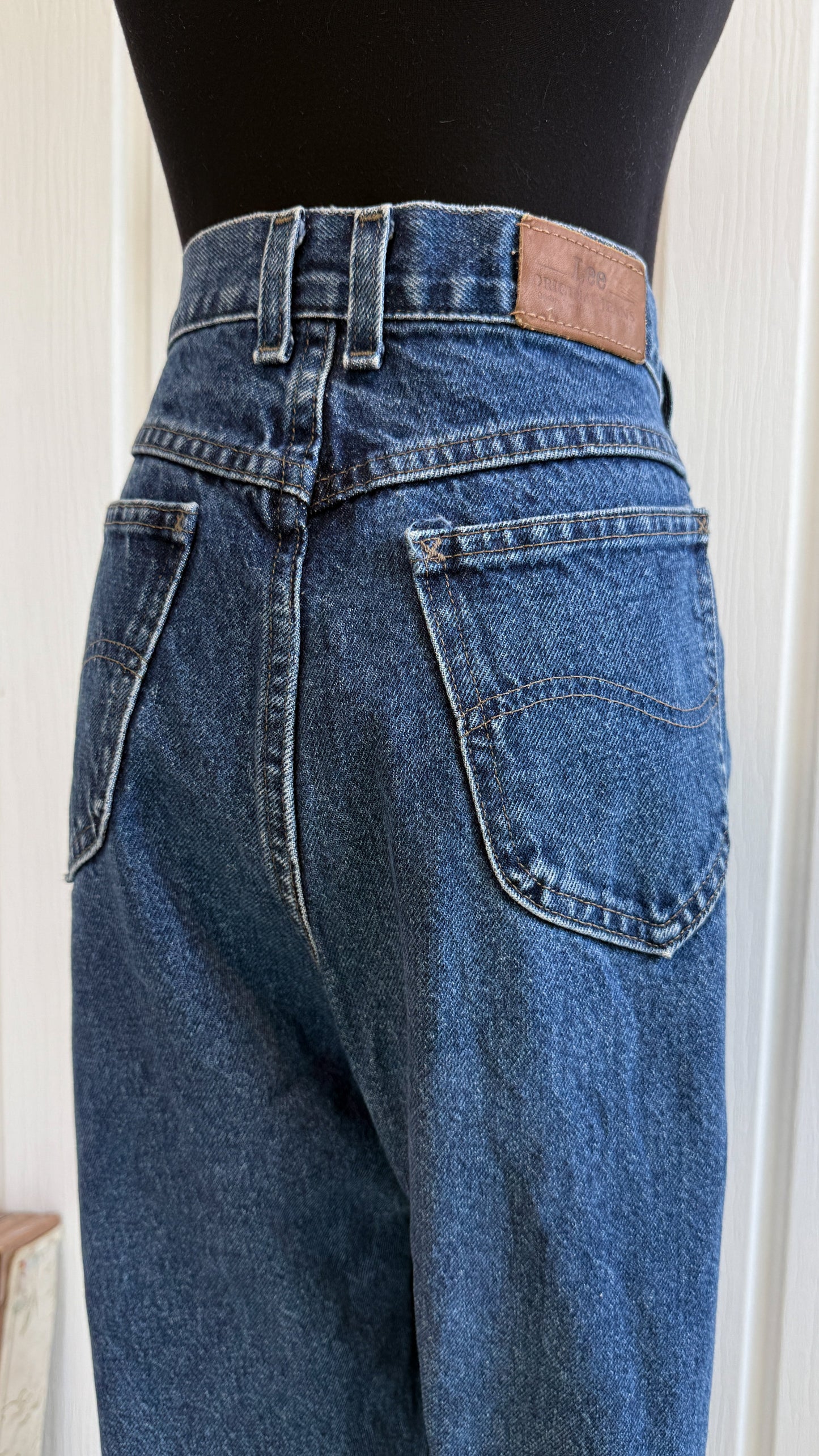 Jeans bleu foncé Lee- small et medium