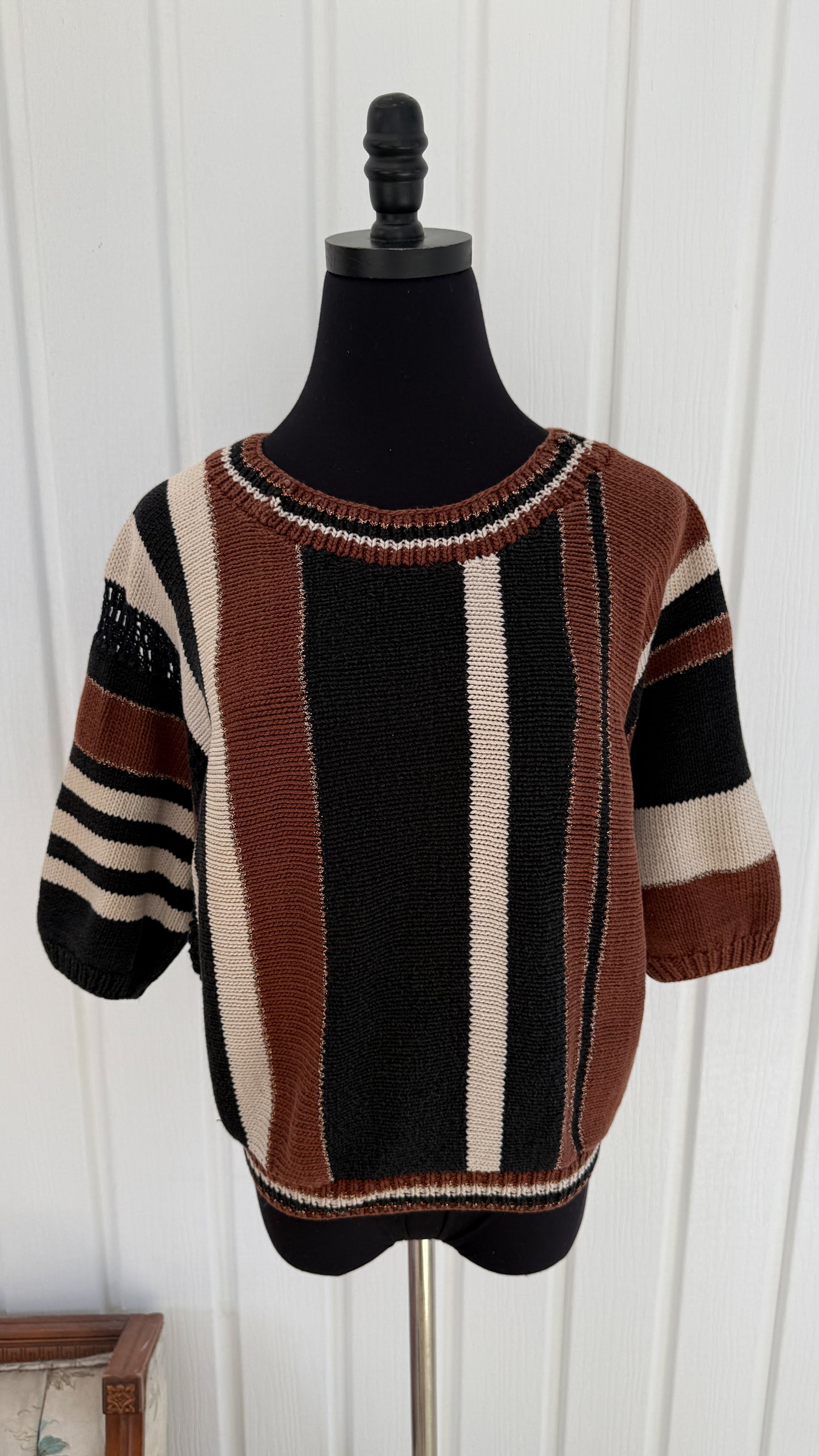 T-shirt en tricot brun rayé- medium