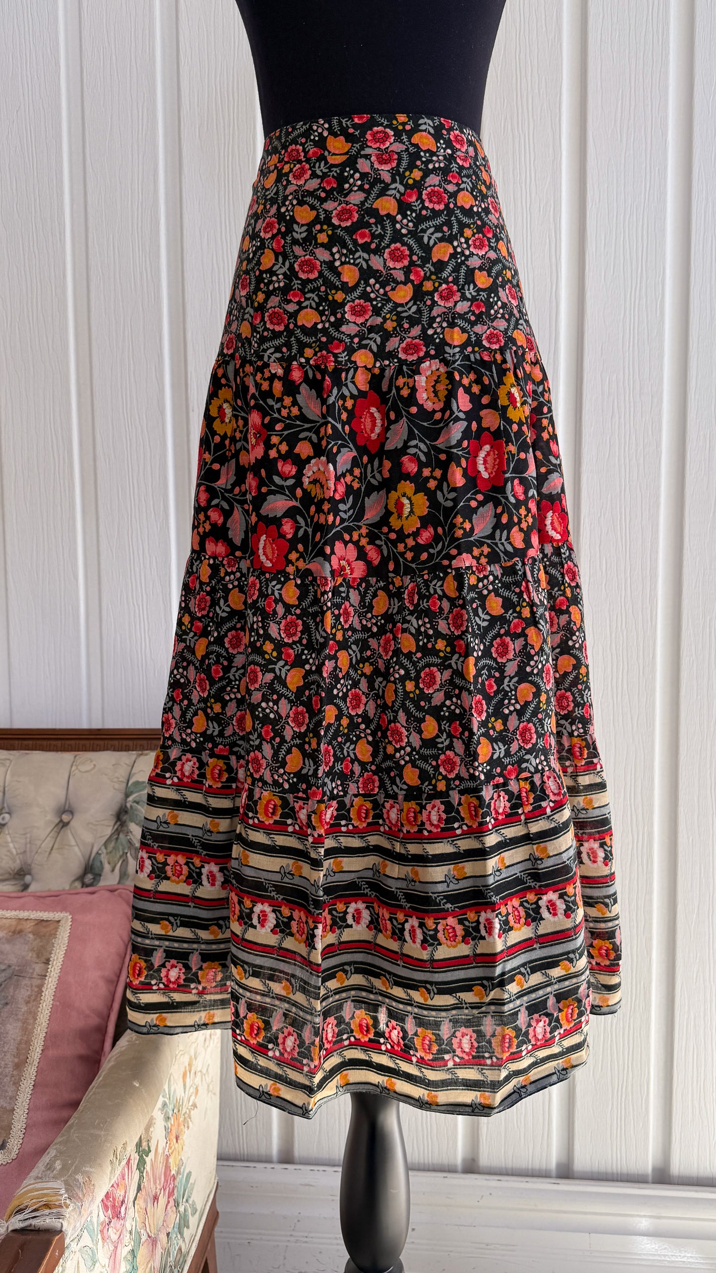 Black floral skirt with red and orange flowers - small