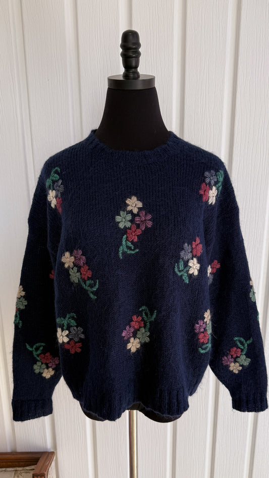 Chandail en mohair marine fleuris- medium
