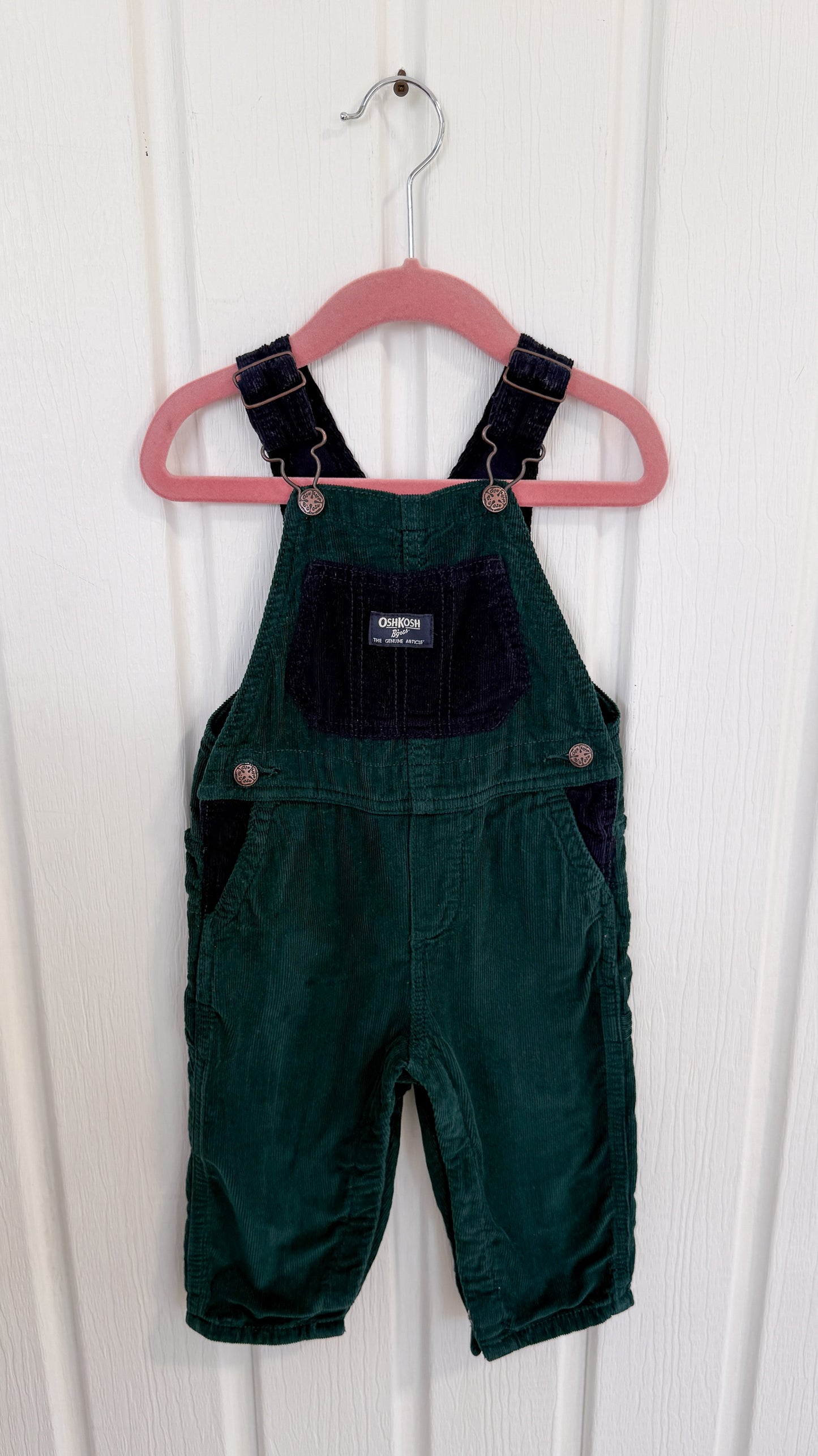 Enfants- salopette en corduroy vert et marine Oshkosh- 18m