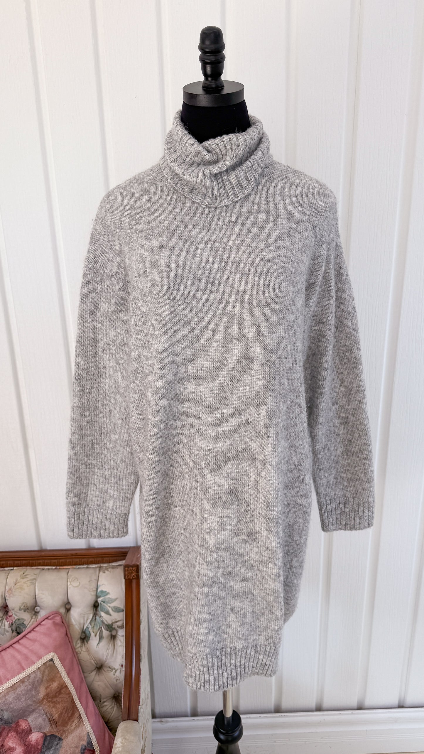 Robe en tricot gris col roulé- small