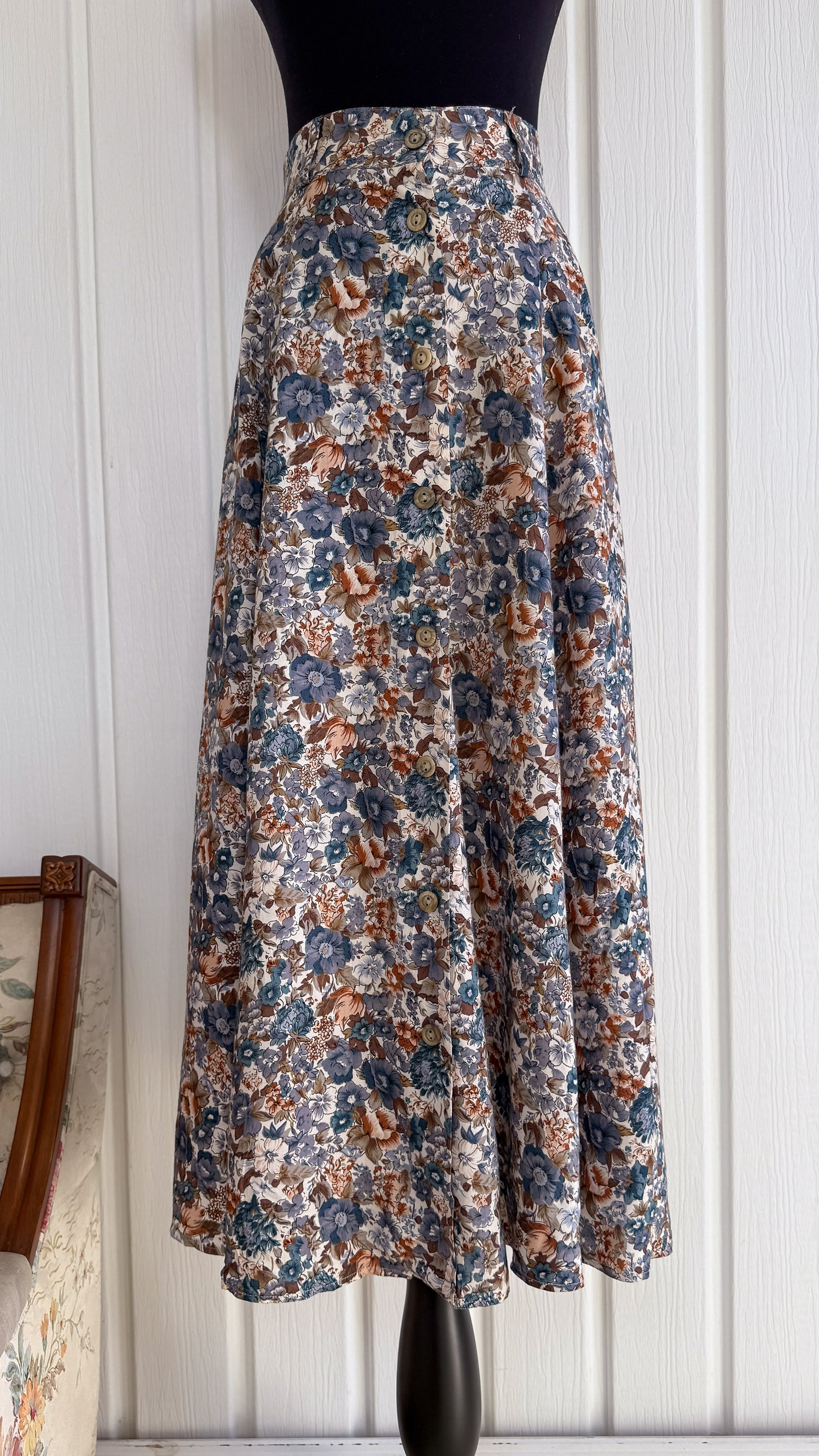 Jupe beige fleurie bleu à boutons- small