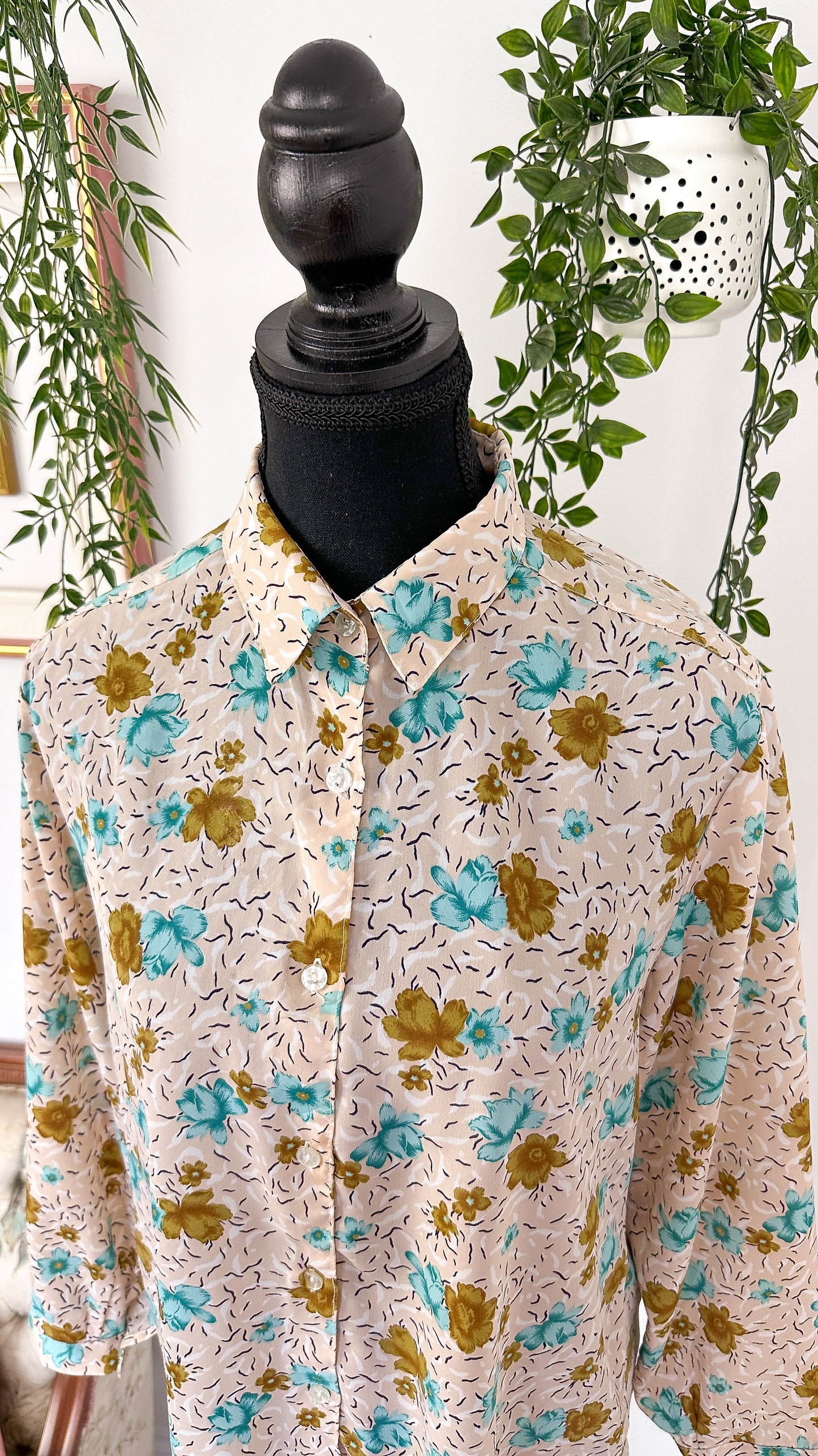 Beige blouse with blue flowers - medium