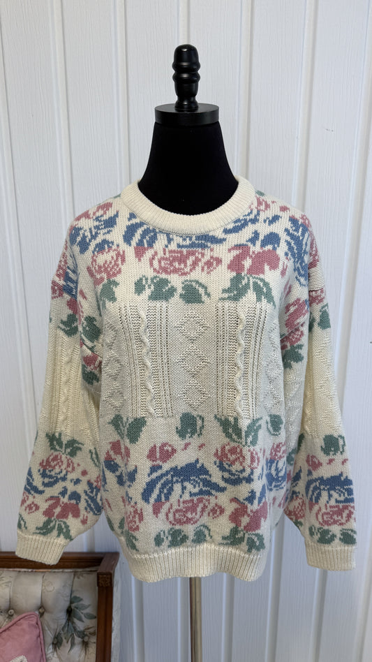 Chandail tricot creme fleuris rose et bleu- medium