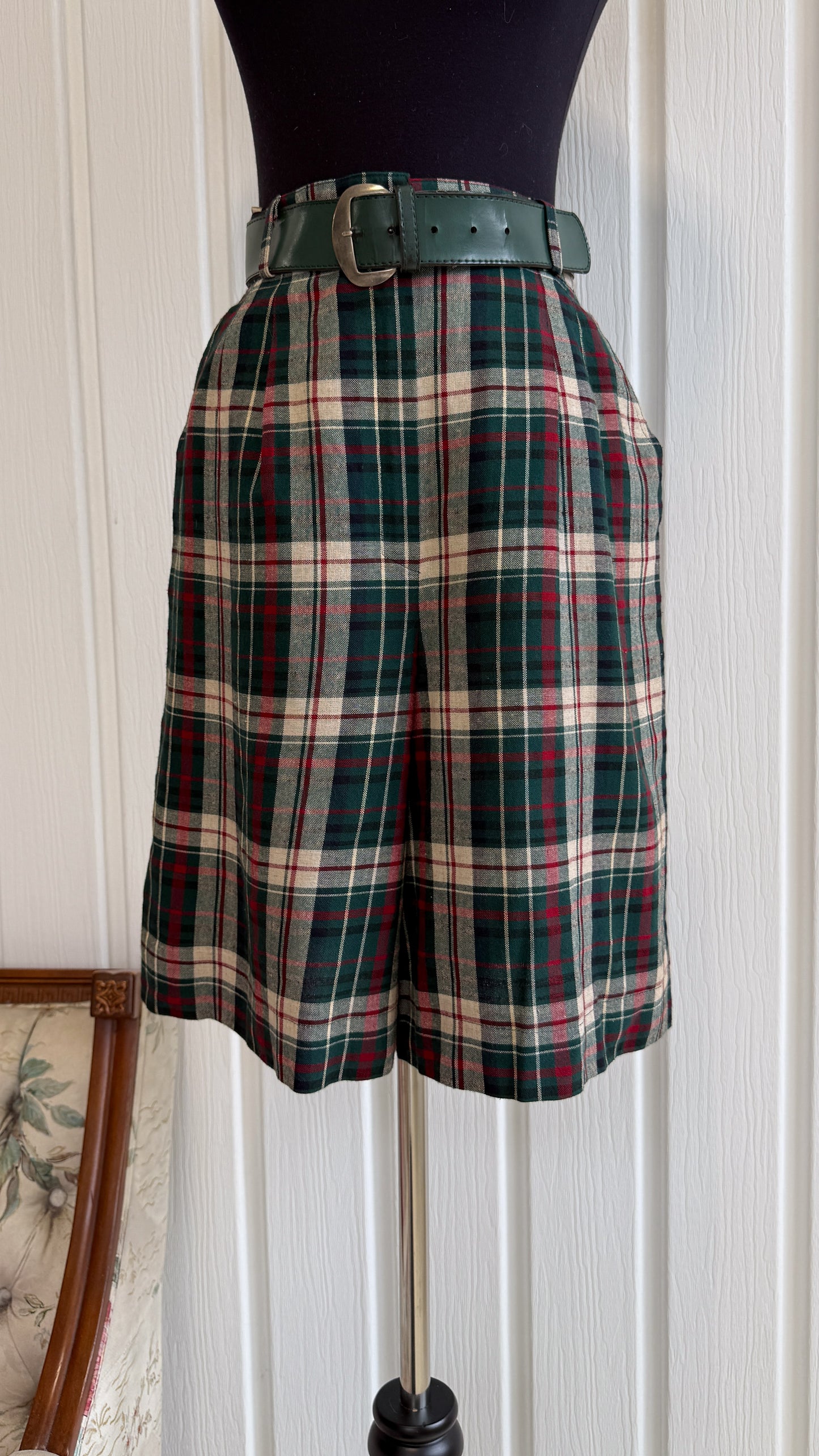 Green plaid shorts - small