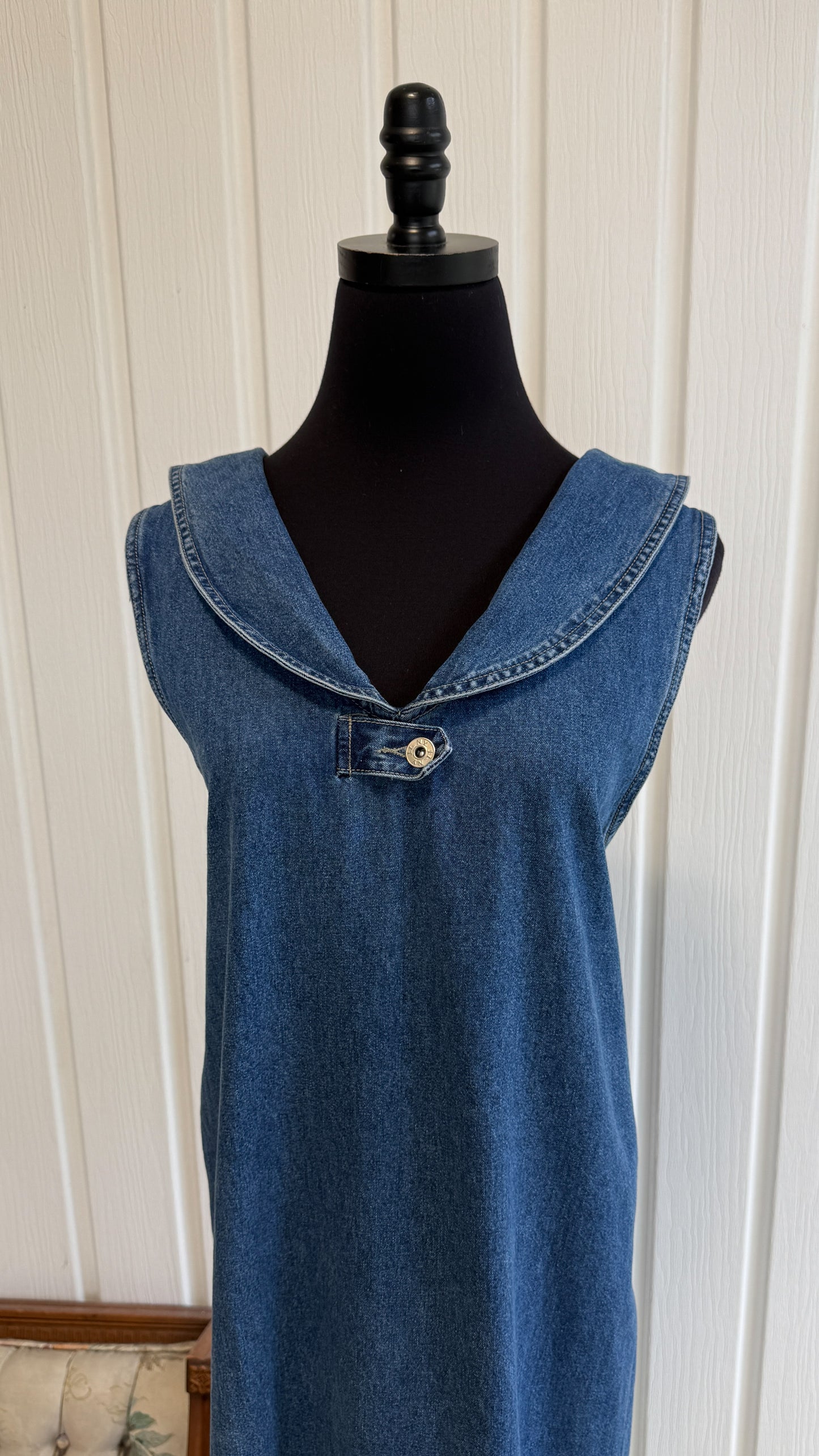 Robe en jeans à col- large