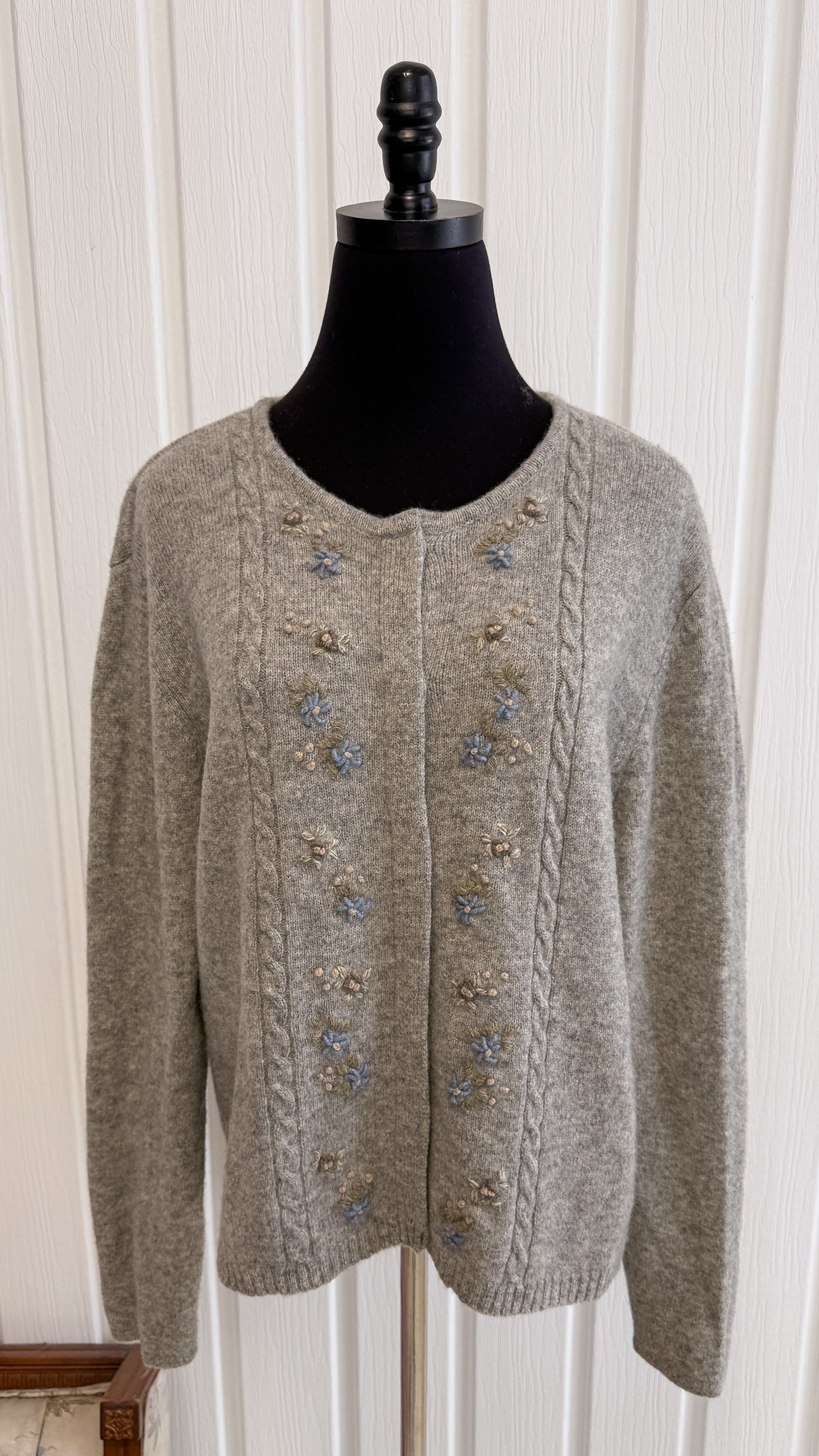 Cardigan tricot gris fleuris- large