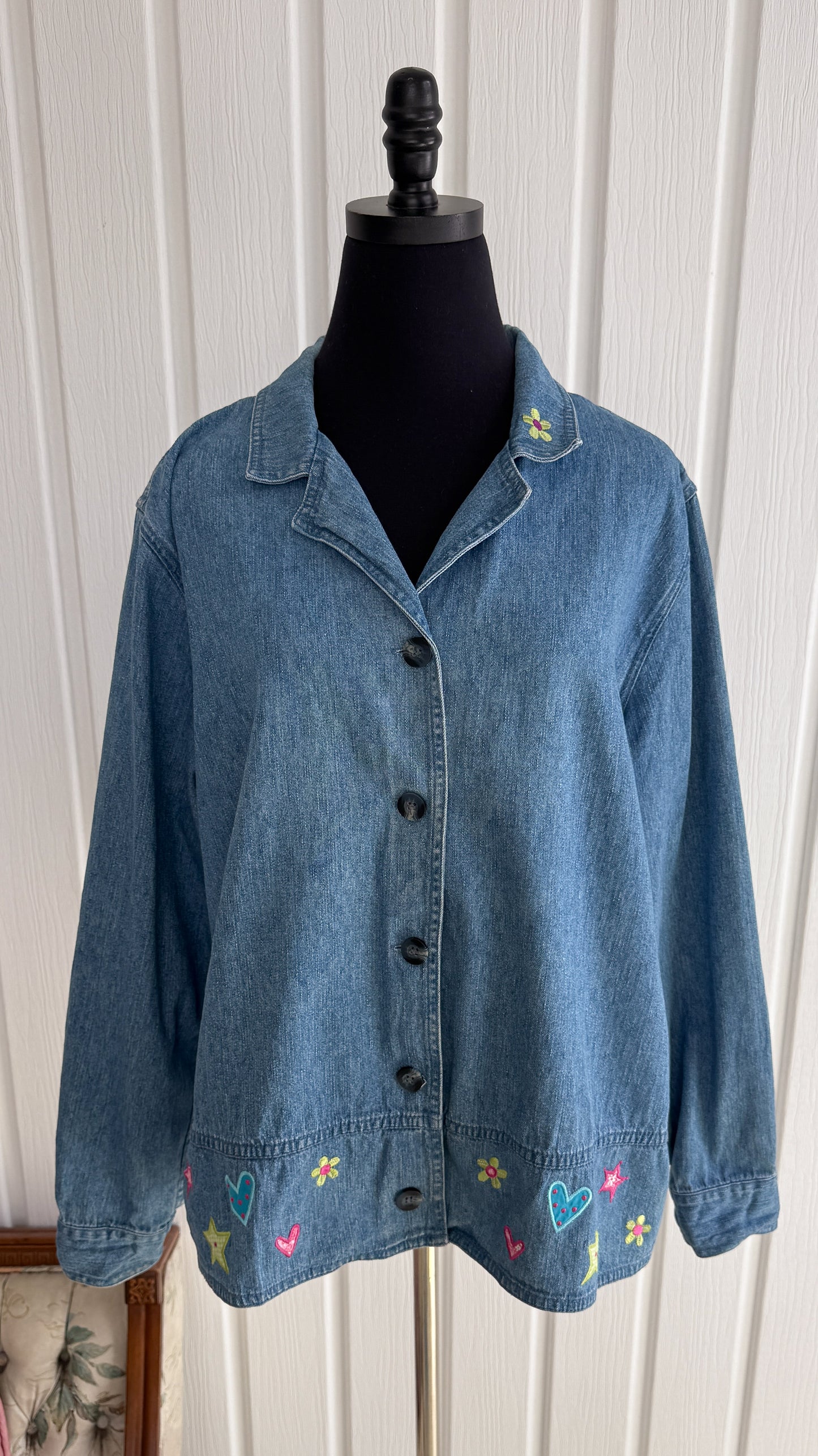Veste en denim brodée fleuris- x-large
