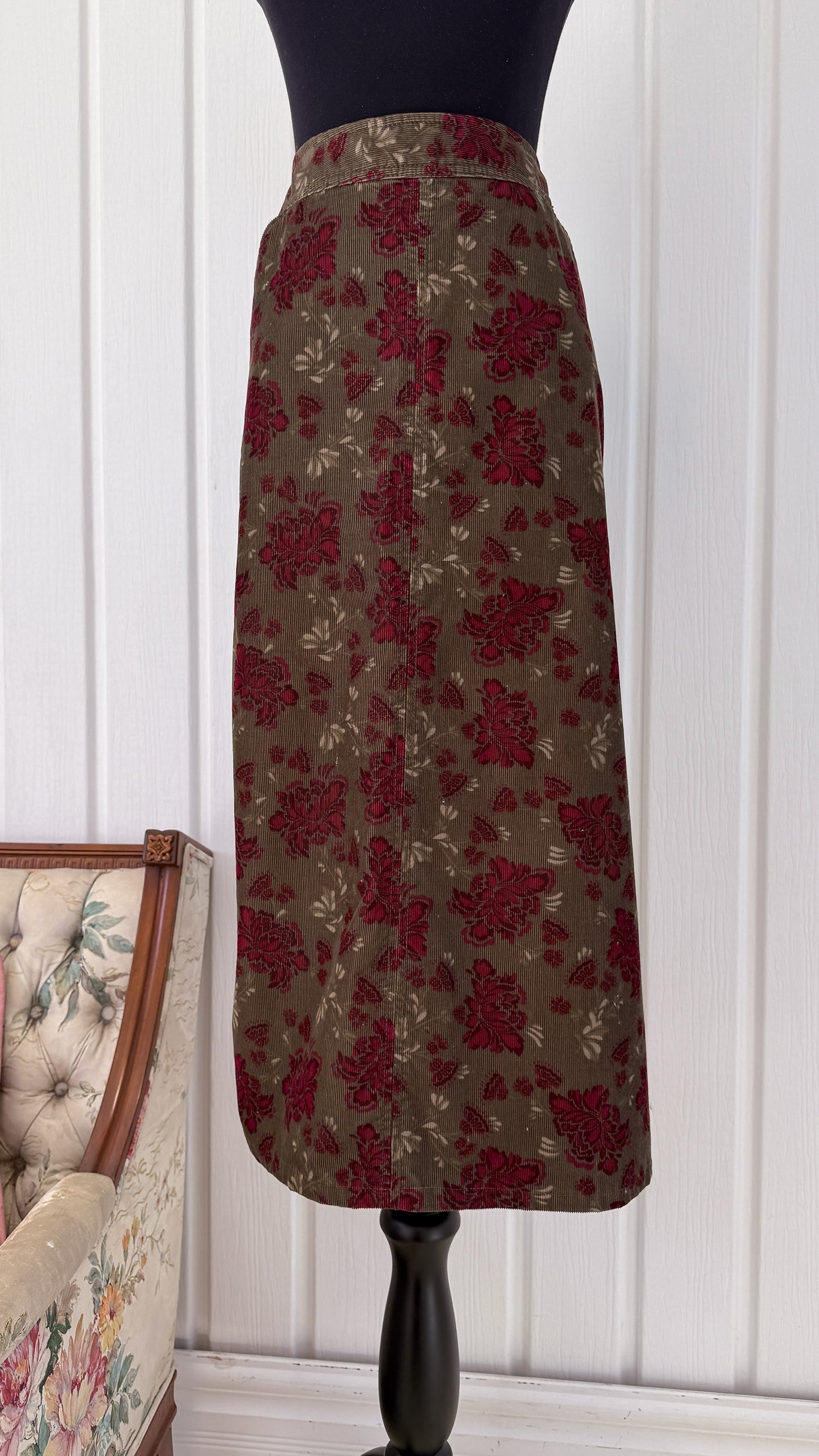 Jupe en corduroy brune fleurie bourgogne- large