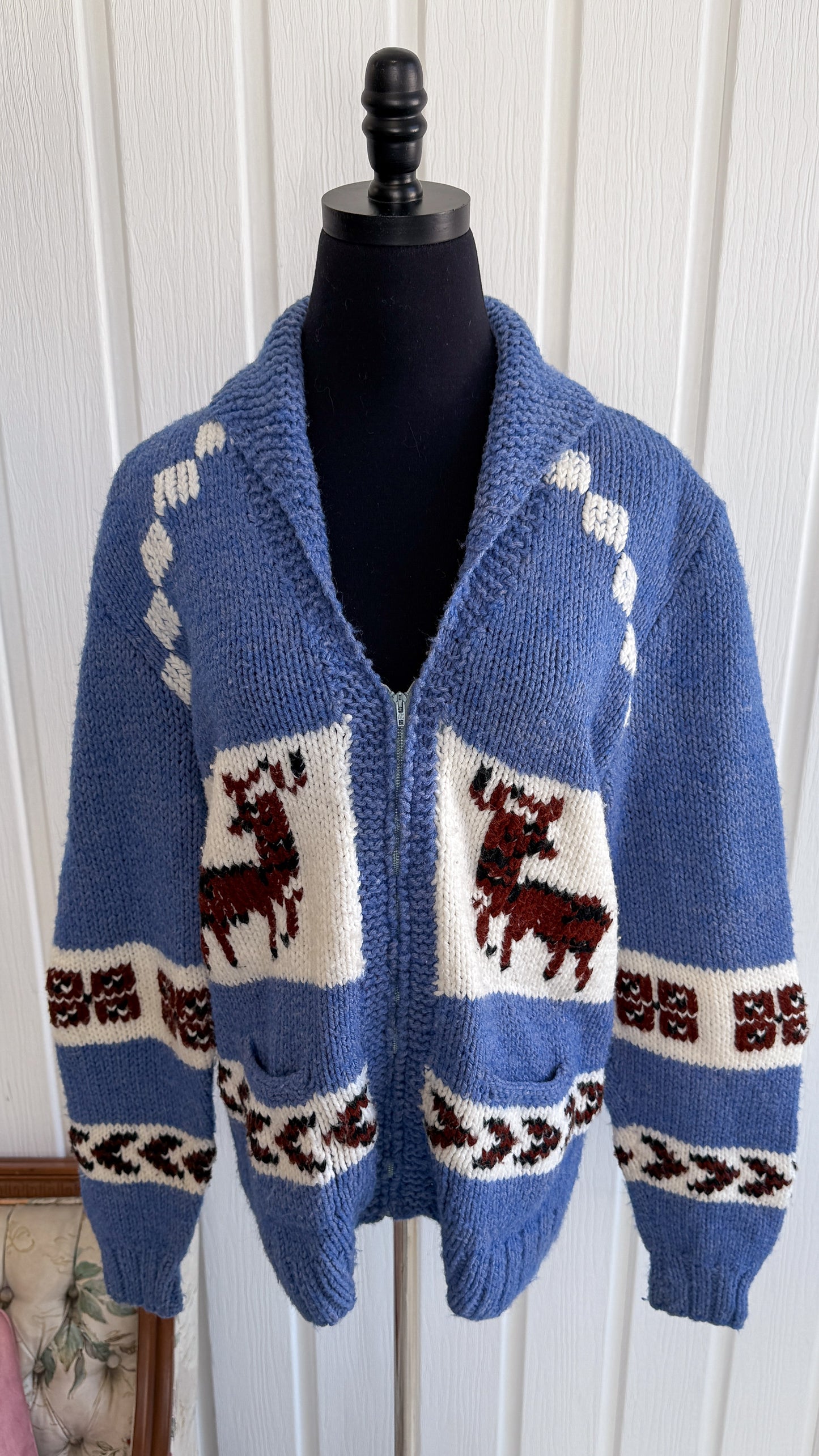 Cardigan en tricot bleu chevreuils- medium