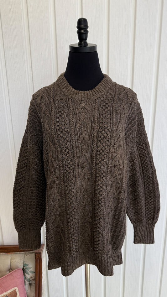 Chandail en tricot brun torsadé- medium