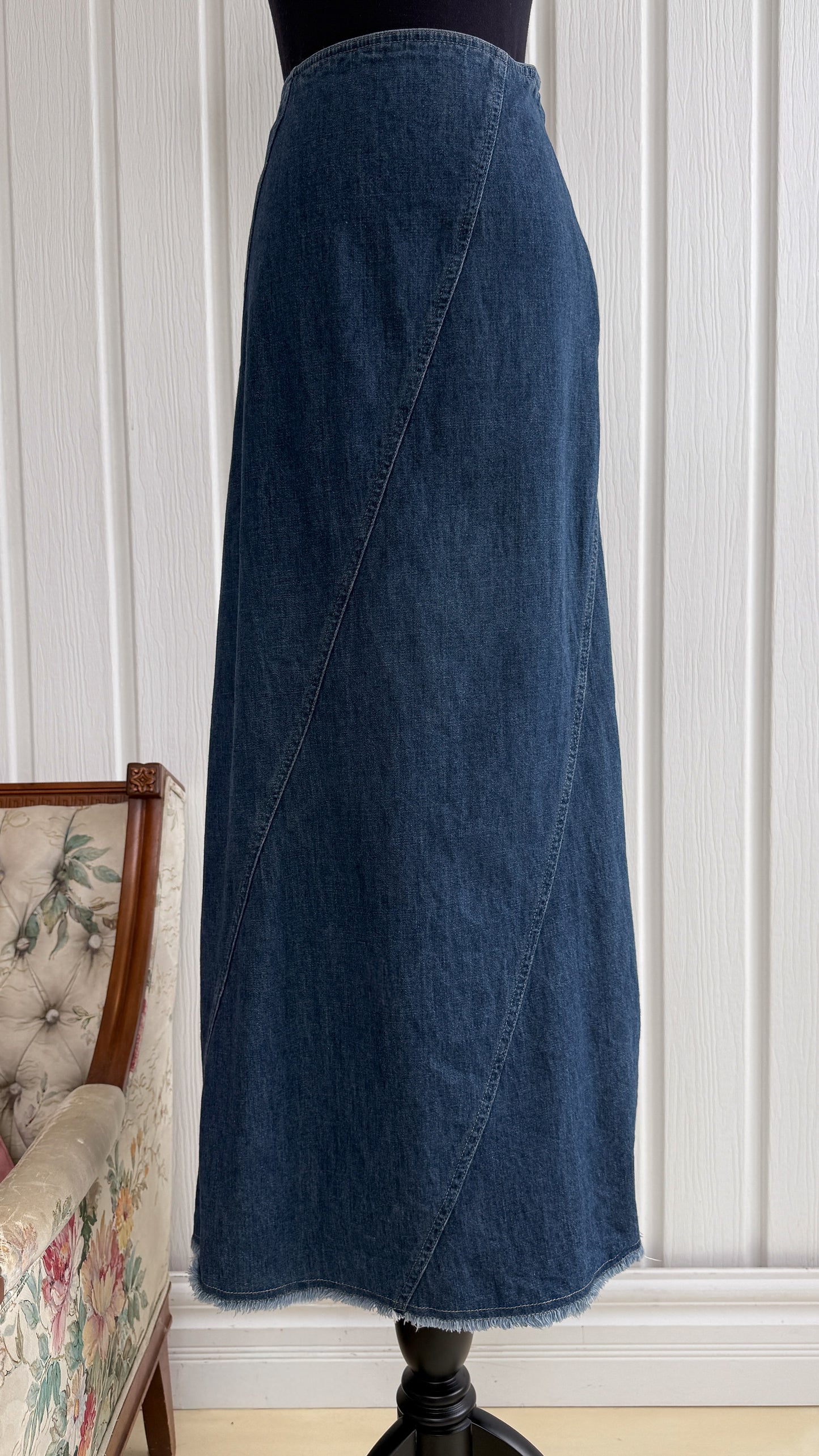Long denim skirt - wide
