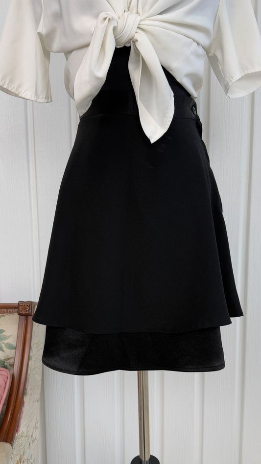 Black flared skirt - x-small