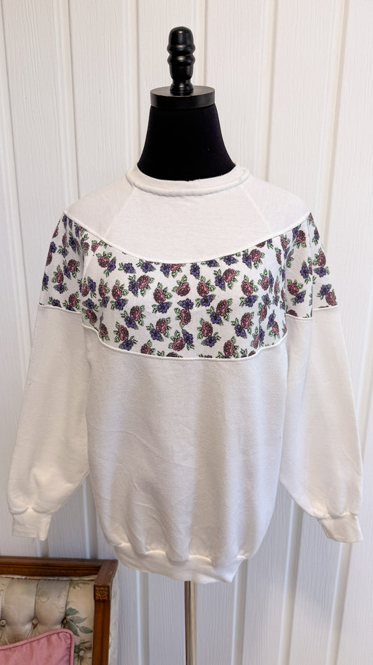 Chandail crewneck blanc fleuris- medium
