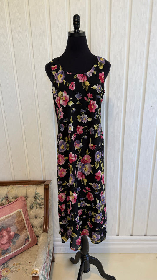 Robe noire fleurie rose et mauve- large