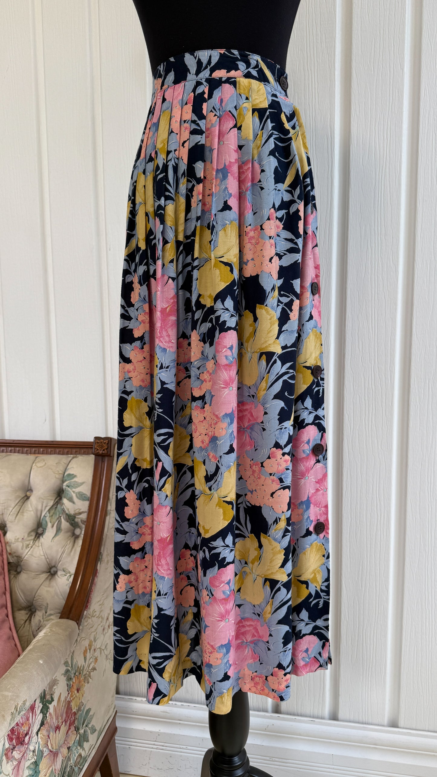 Jupe marine fleurie rose et jaune- small