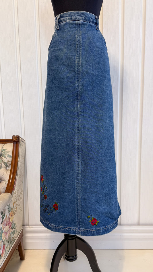 Floral embroidered denim skirt - large