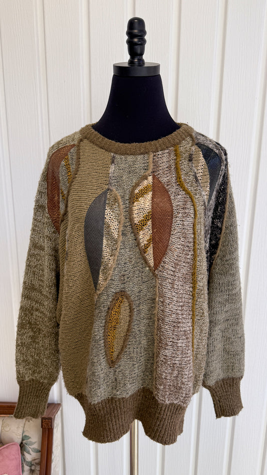 Chandail en tricot beige motifs feuilles- large