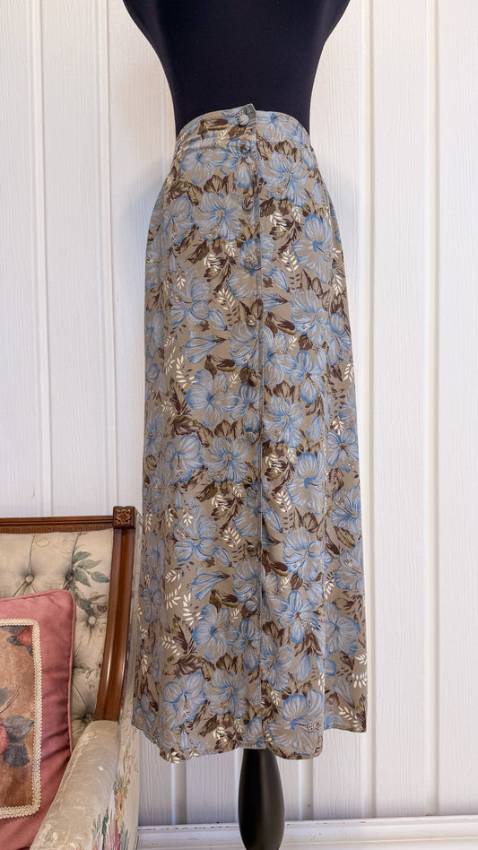Floral beige skirt blue- medium