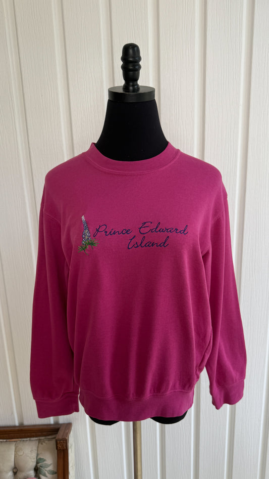 Chandail crewneck rose Prince Edward Island- small